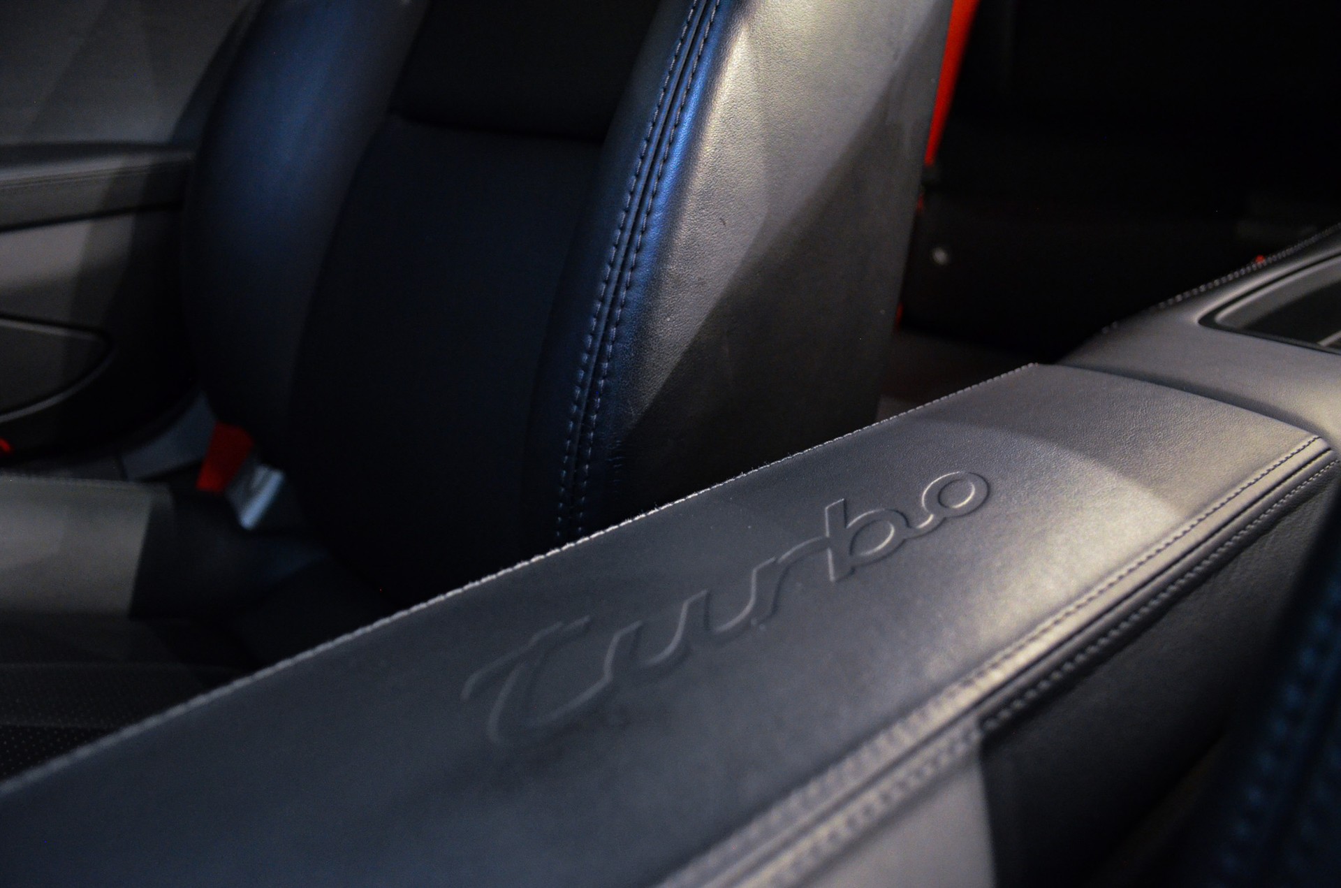 PORSCHE 911 Turbo Cabrio PDK-image-13