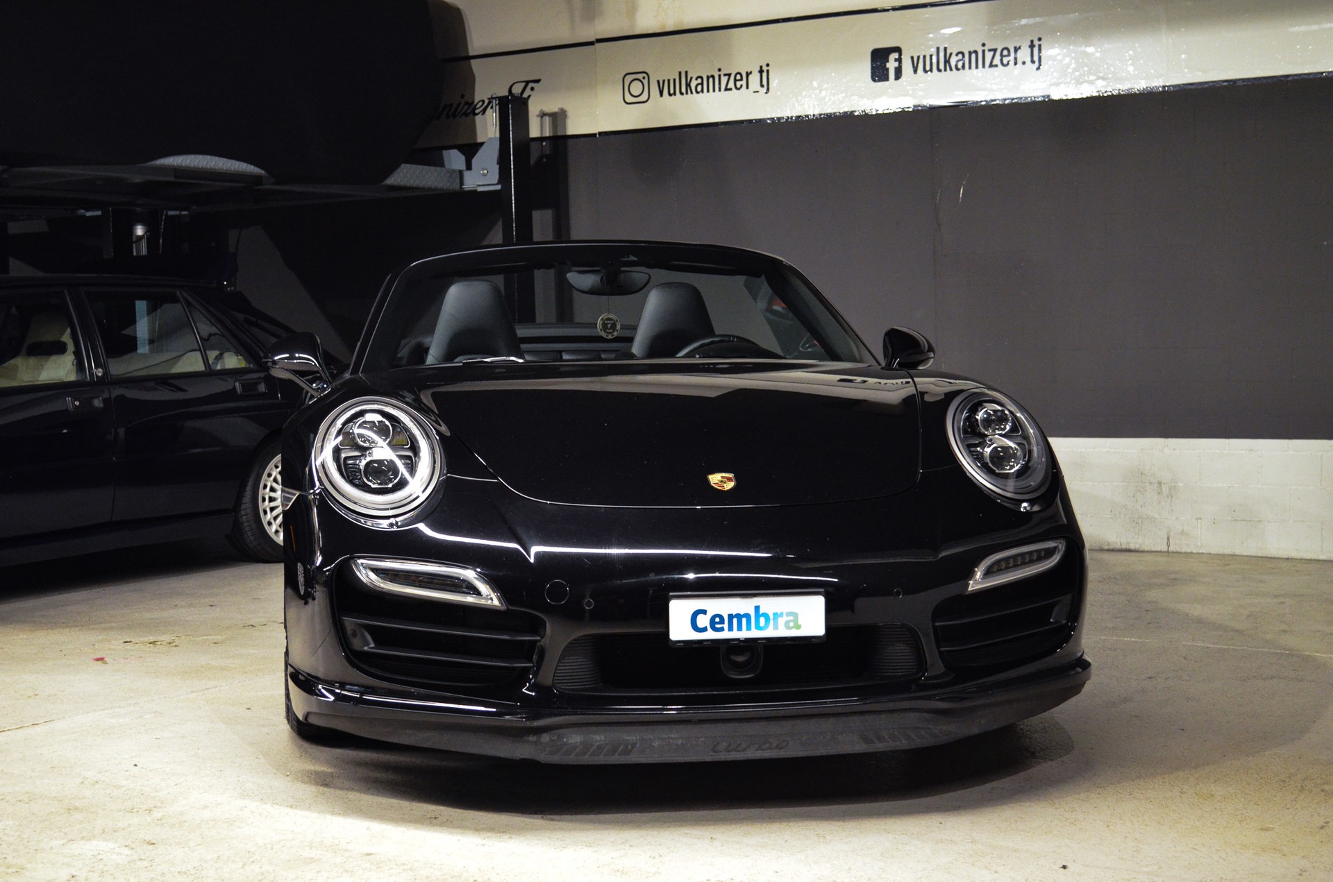 PORSCHE 911 Turbo Cabrio PDK-showroom-element-3