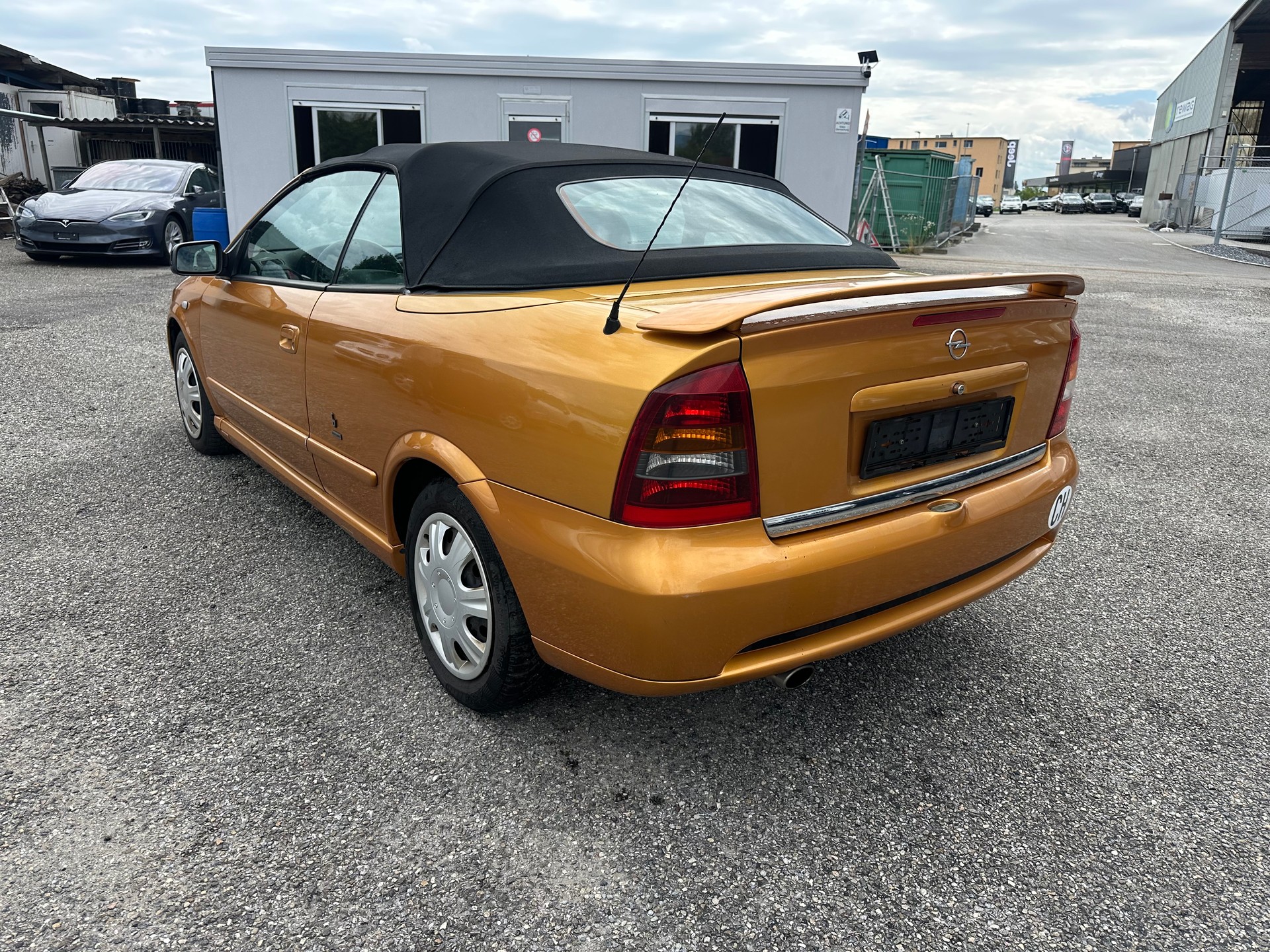OPEL Astra Cabriolet 1.8i 16V-image-2