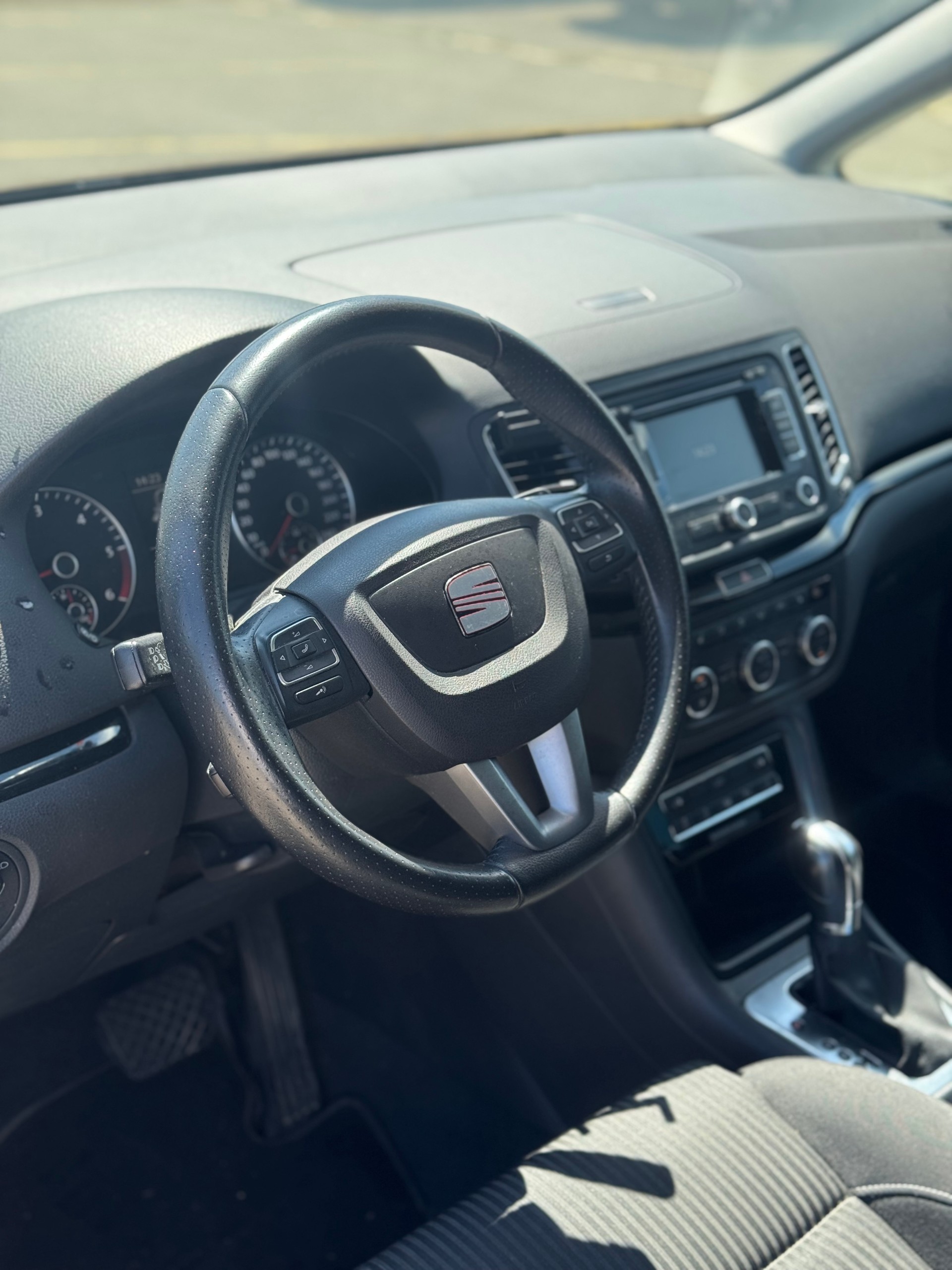 SEAT Alhambra 2.0 TDI Reference Eco DSG-image-12