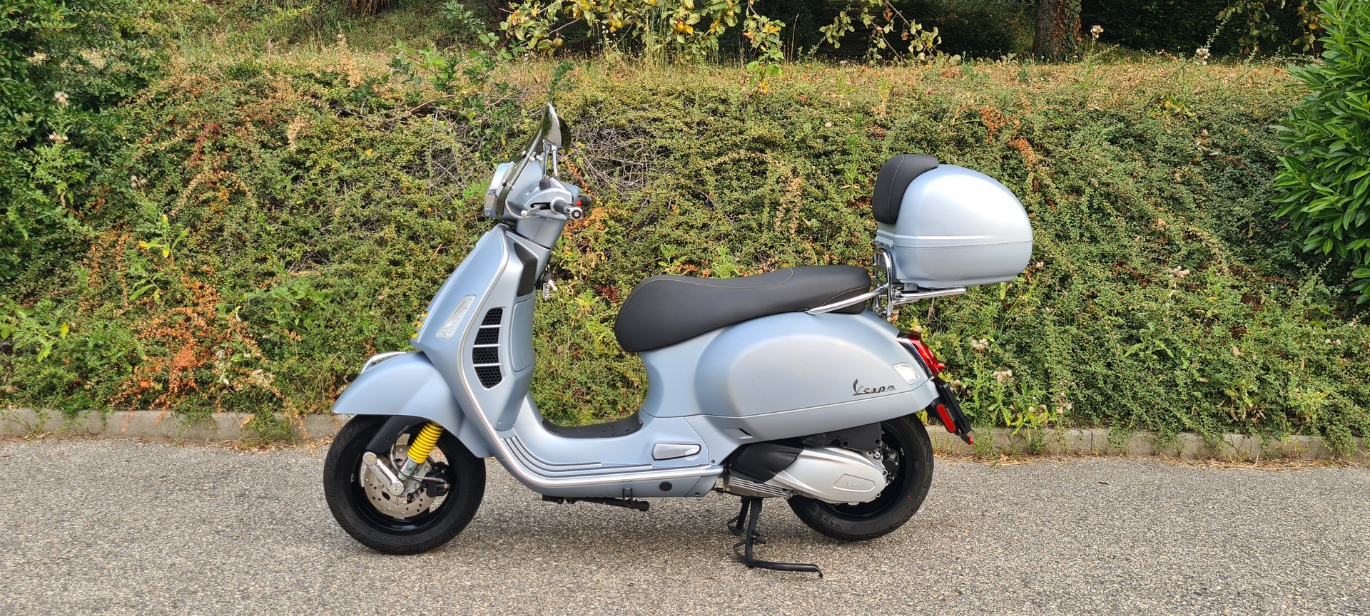 PIAGGIO Vespa GTS 300 Super Tech ABS-image-3