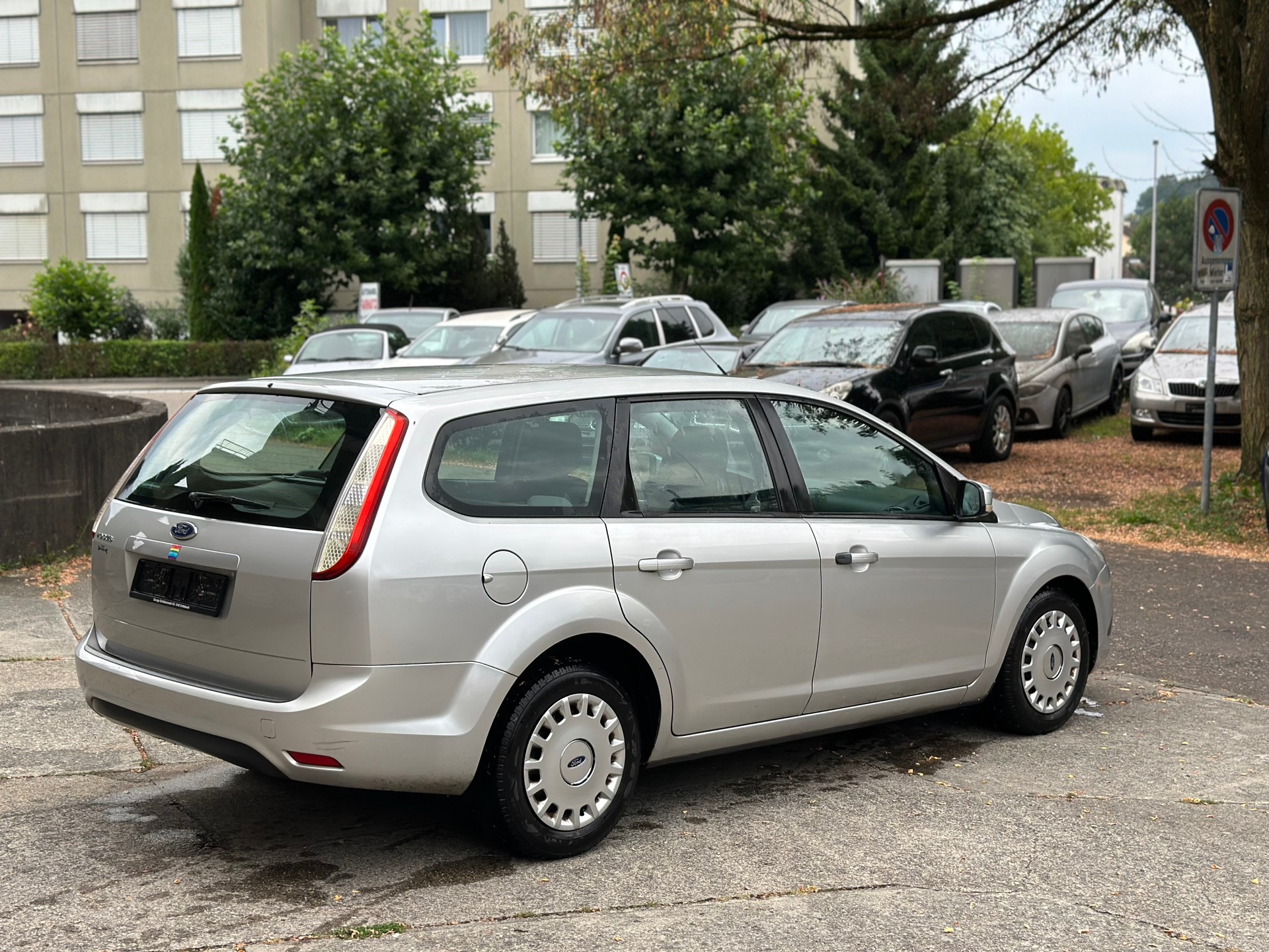 FORD Focus 1.6i VCT Carving-image-2