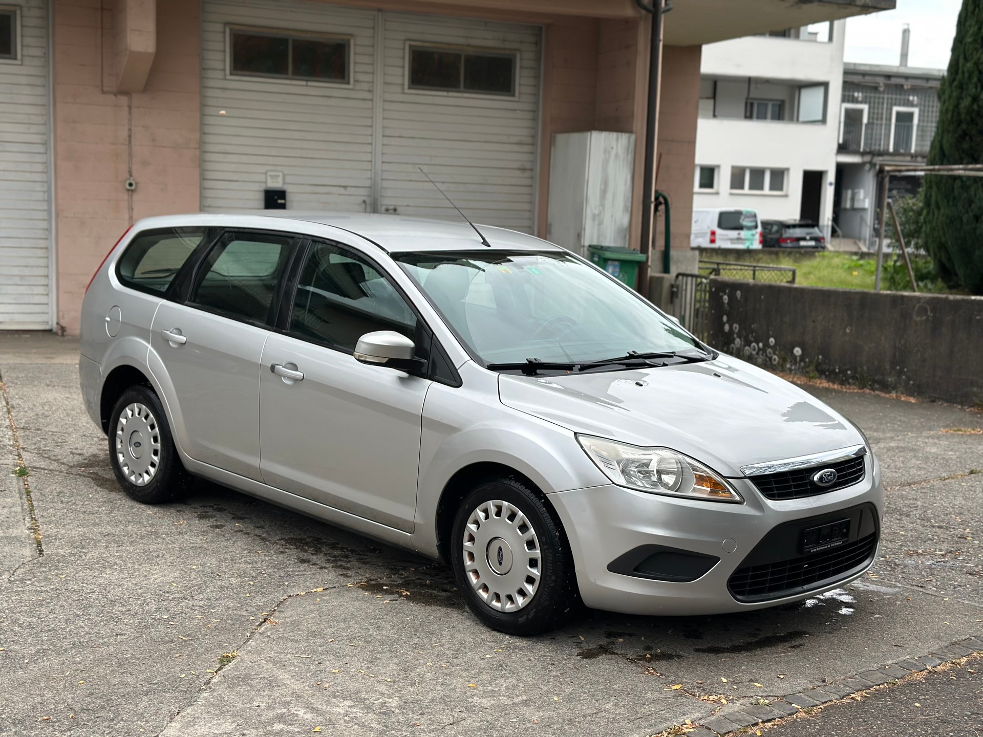 FORD Focus 1.6i VCT Carving-image-1