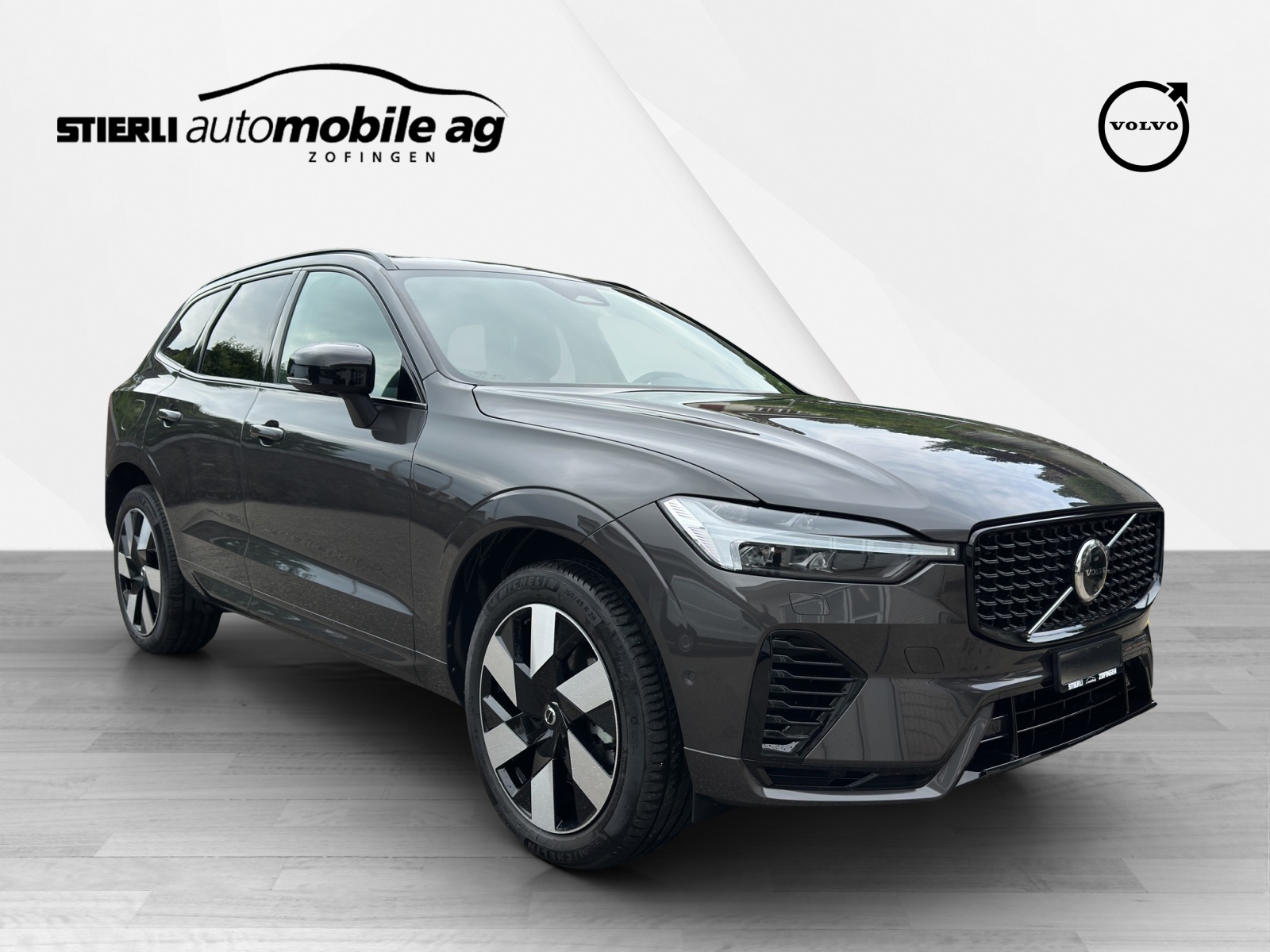 VOLVO XC60 2.0 T6 TE Ultra Dark eAWD-image-2