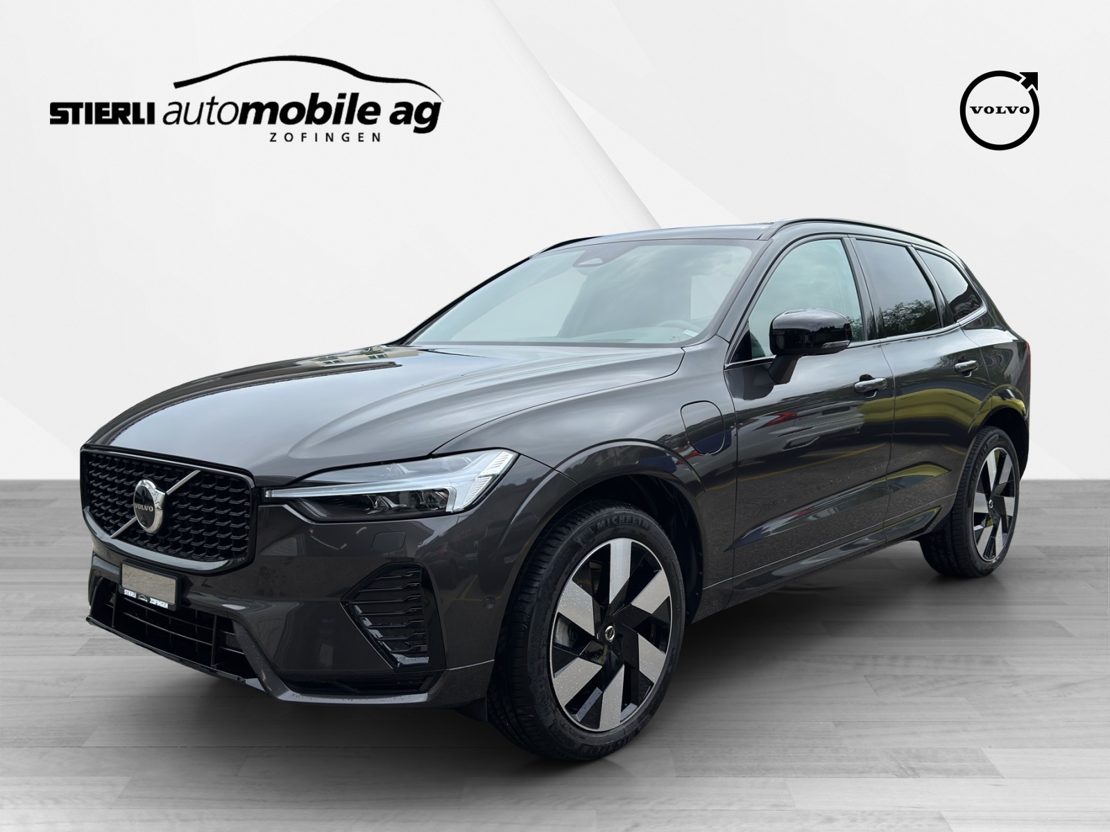 VOLVO XC60 2.0 T6 TE Ultra Dark eAWD-image-0