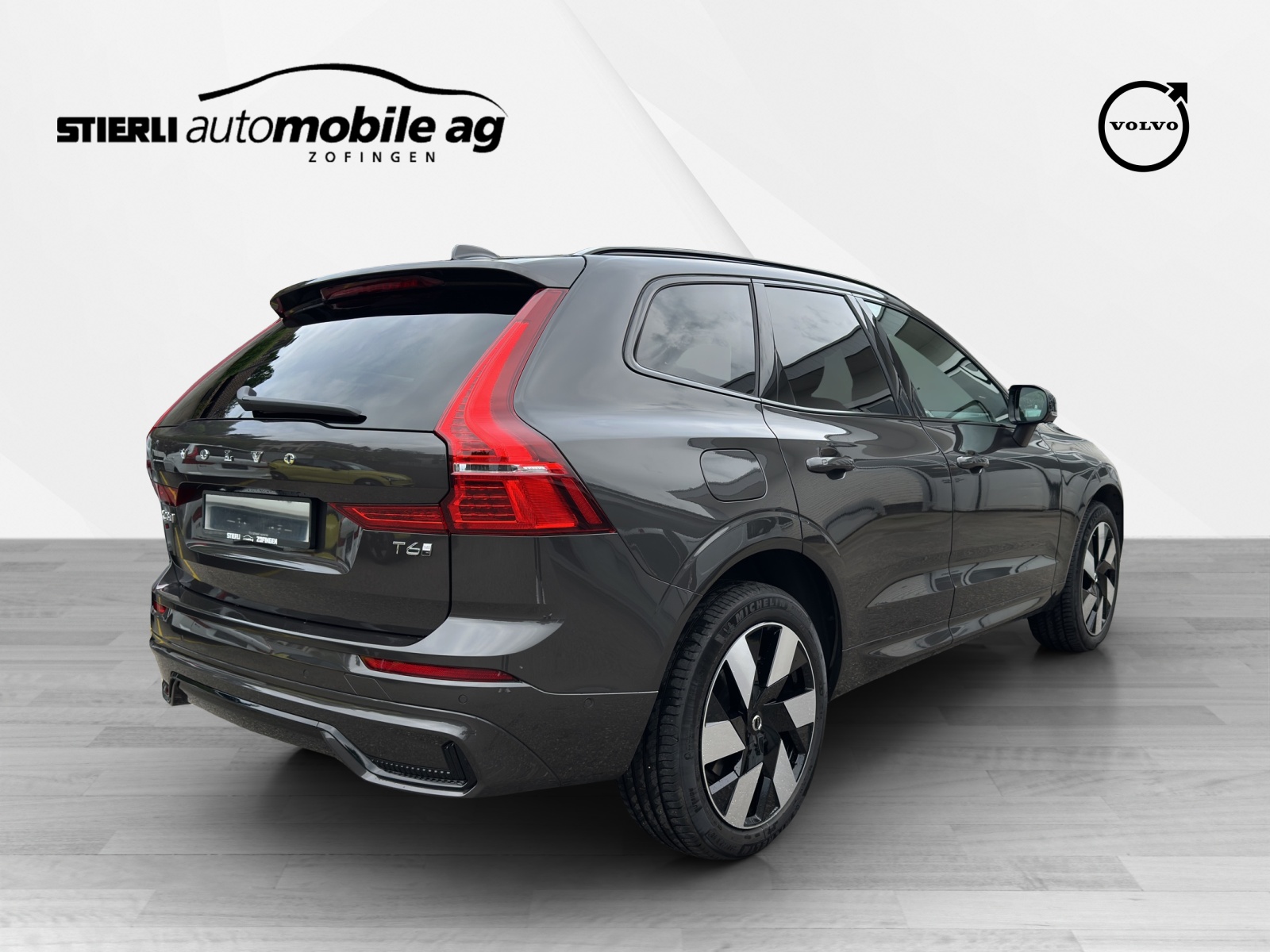 VOLVO XC60 2.0 T6 TE Ultra Dark eAWD-image-4