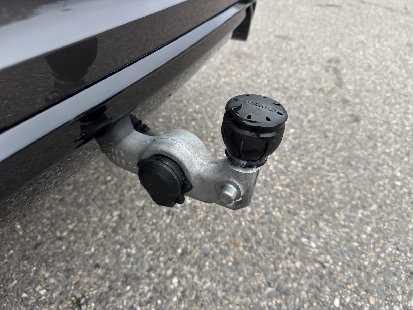 VOLVO XC60 2.0 T6 TE Ultra Dark eAWD-image-9