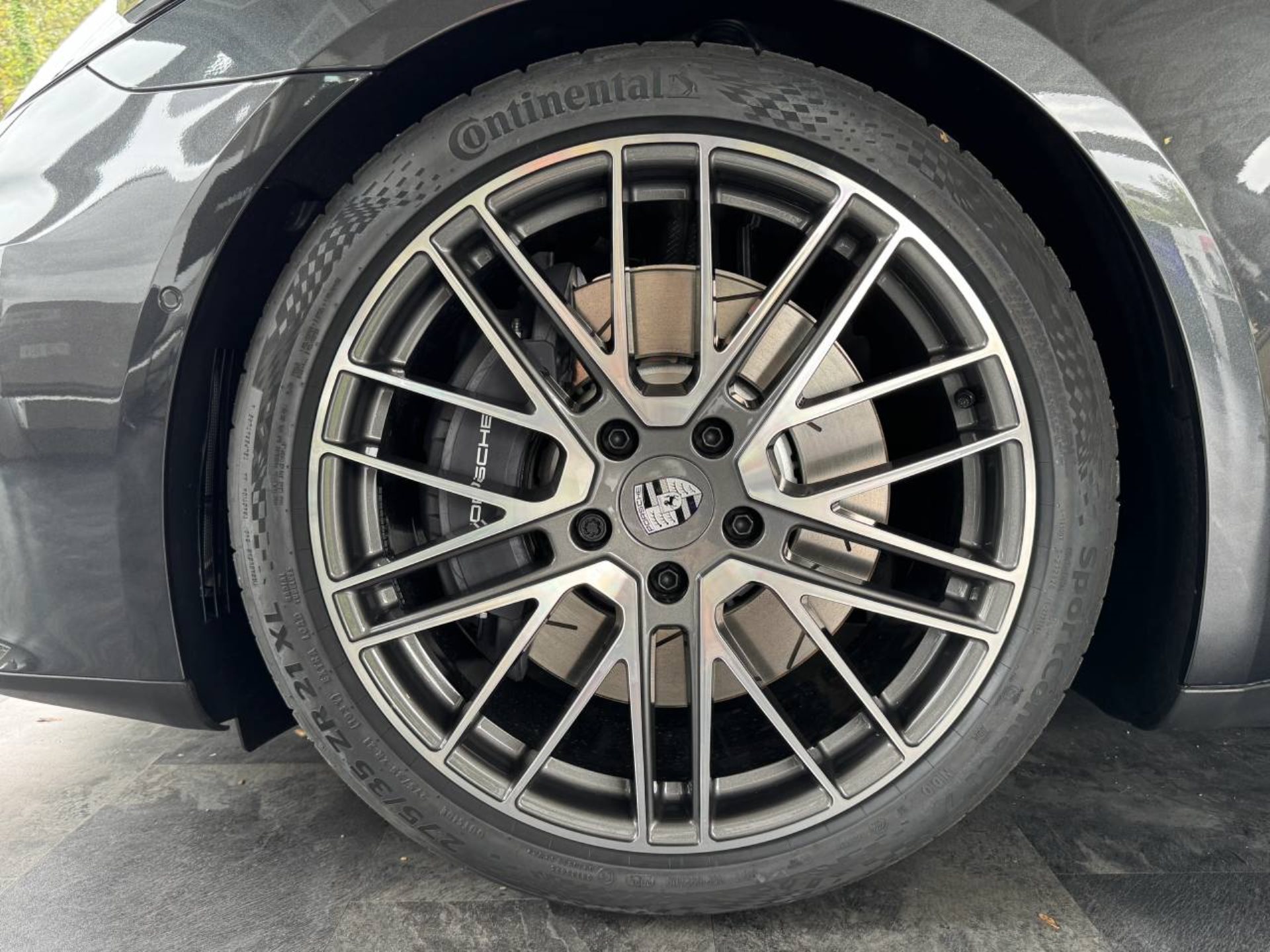 PORSCHE Panamera 4 E-Hybrid-image-9