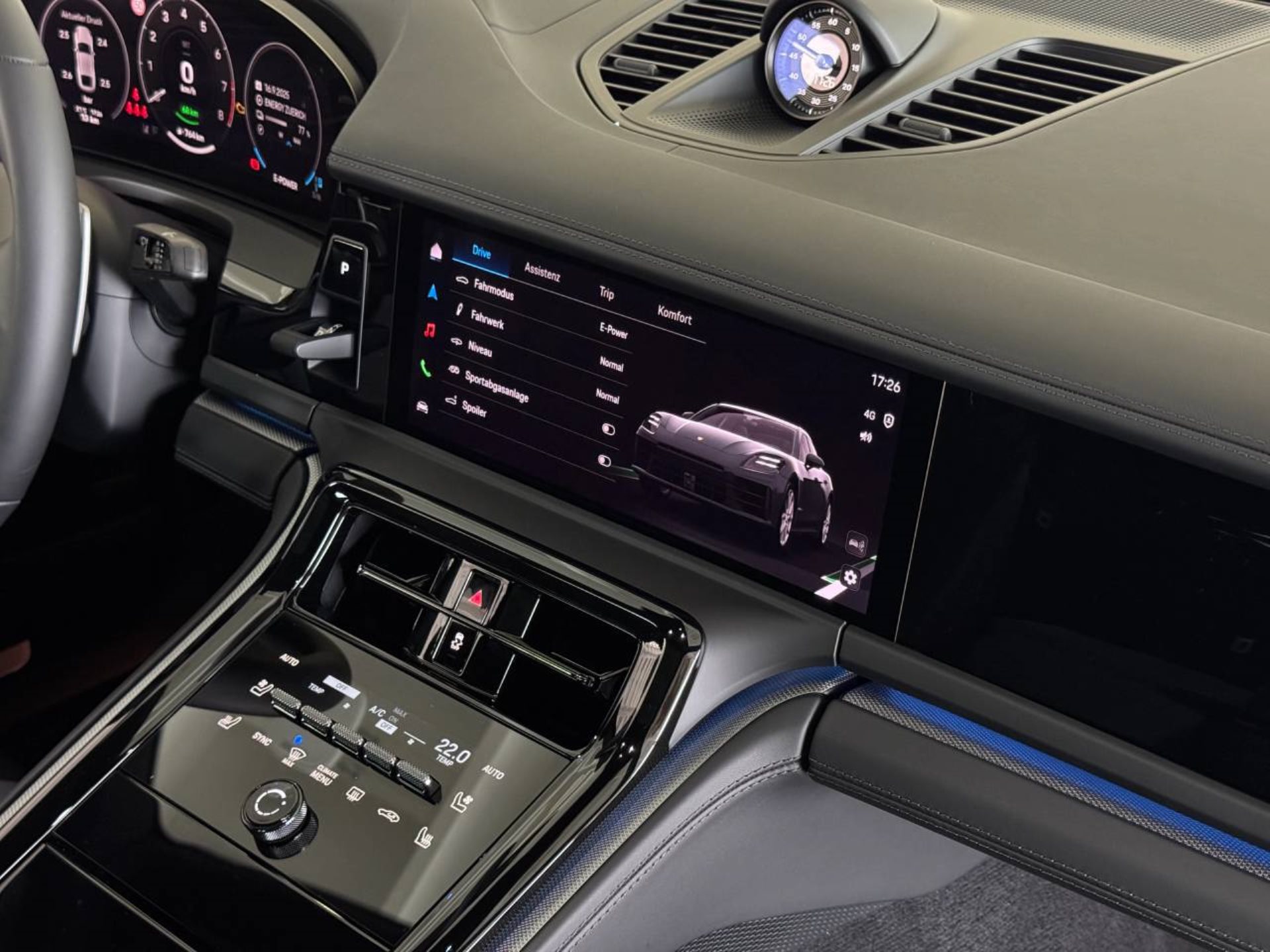 PORSCHE Panamera 4 E-Hybrid-image-20