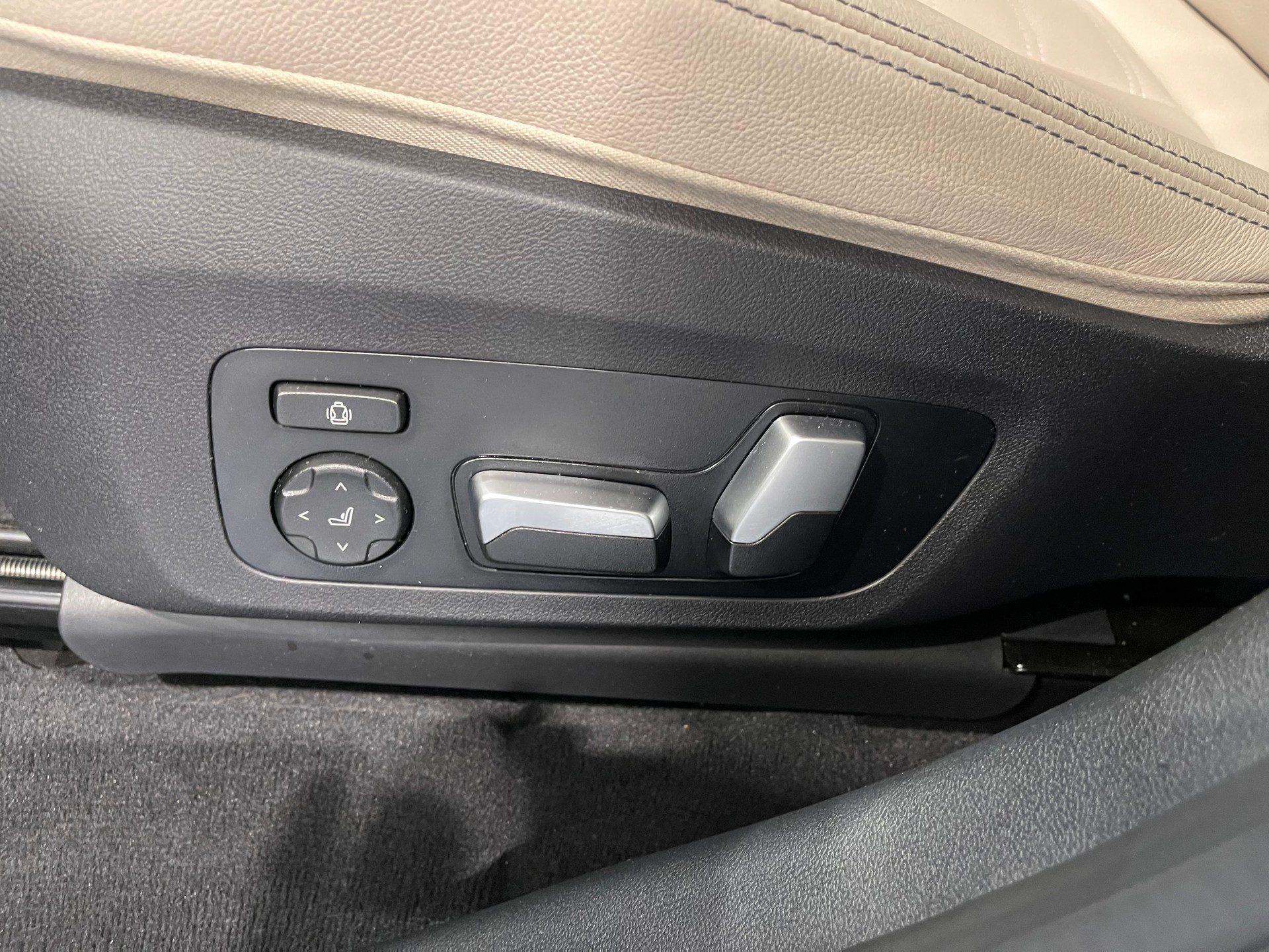 BMW X3 M40d 48V Steptronic *340PS*-image-9