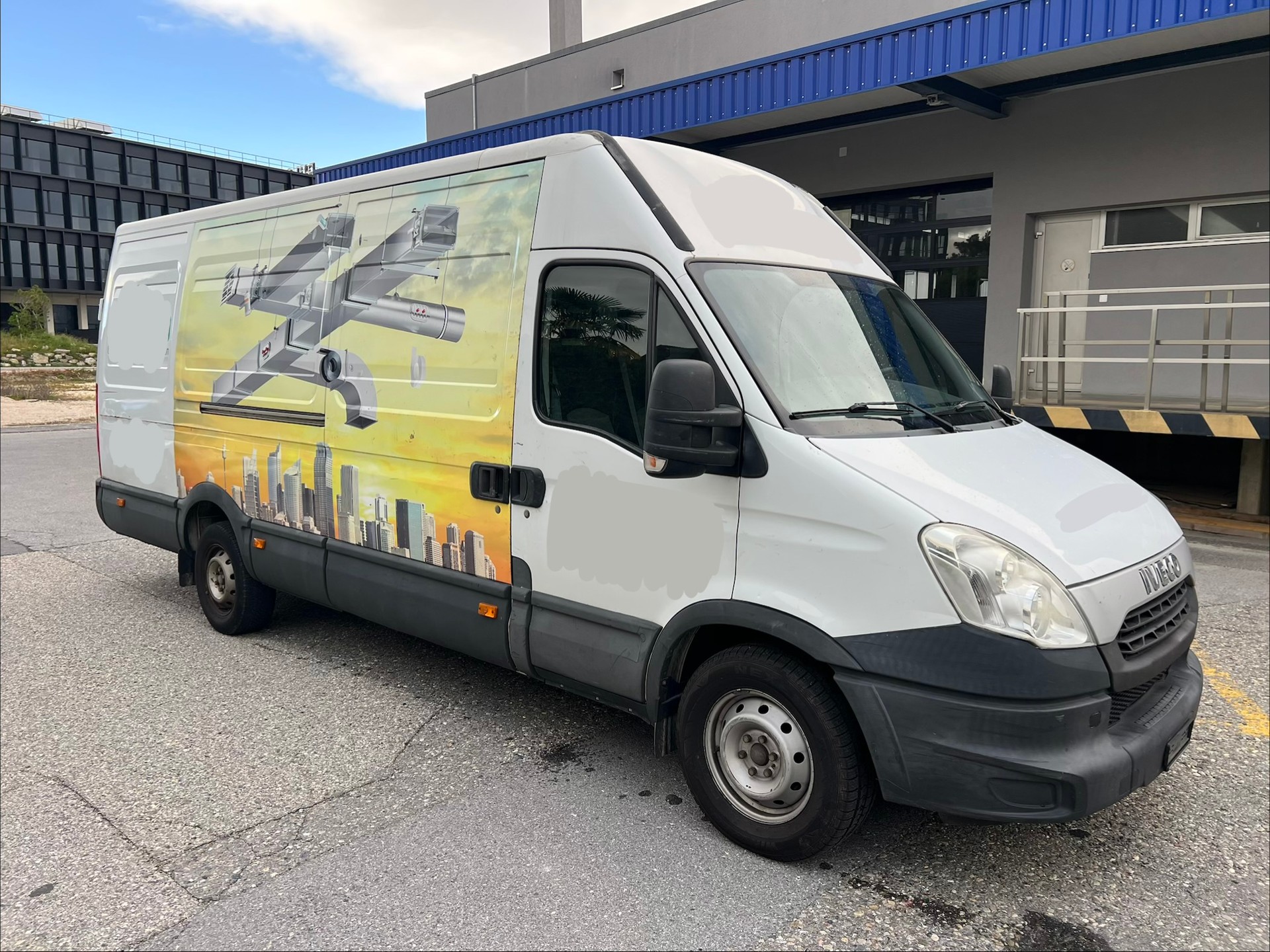 IVECO 35S15V fourgon 16m3-image-5