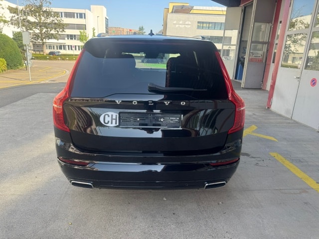VOLVO XC90 D5 AWD R-Design Geartronic-image-2