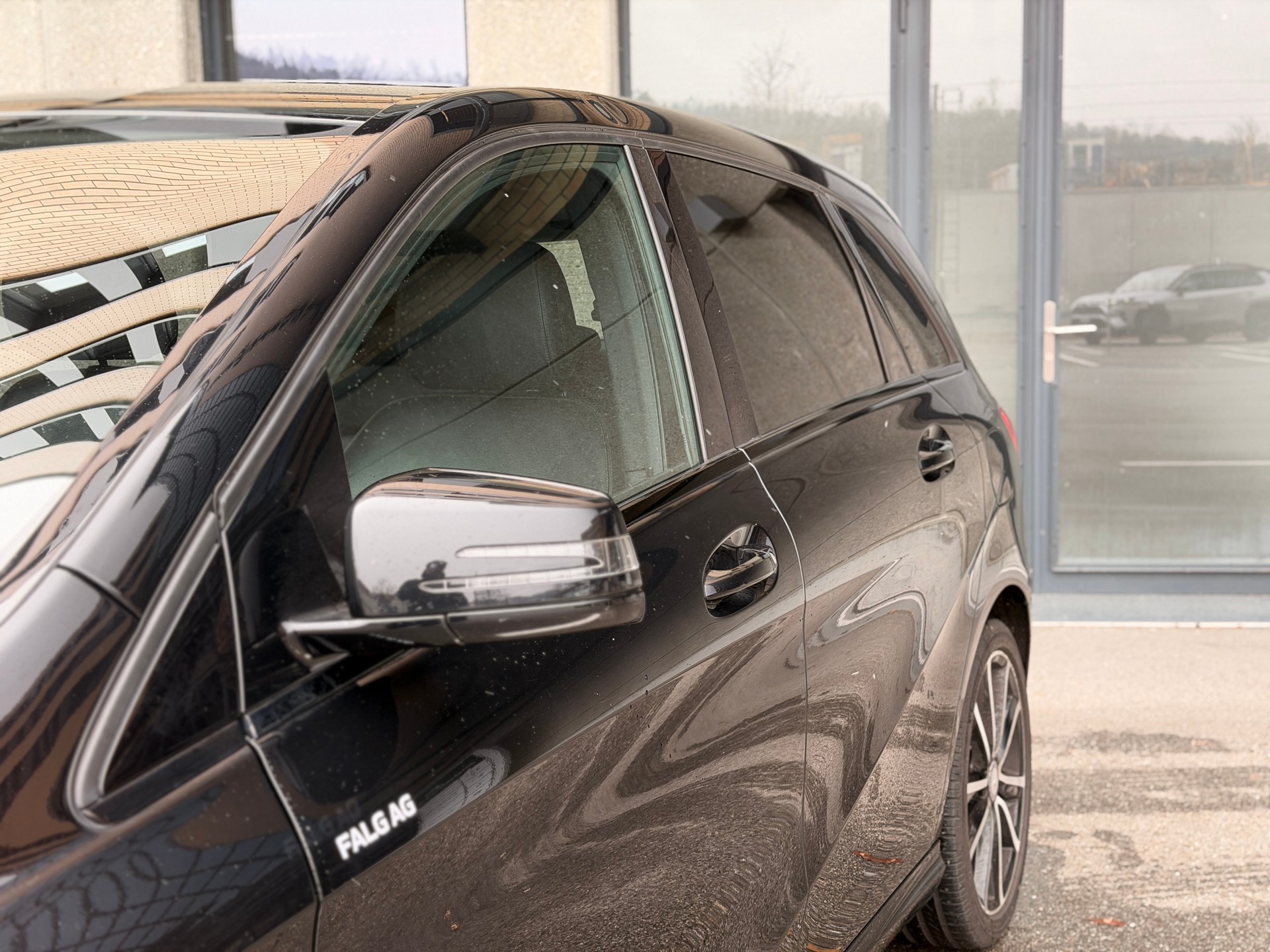 MERCEDES-BENZ B 200 7G-DCT-image-30
