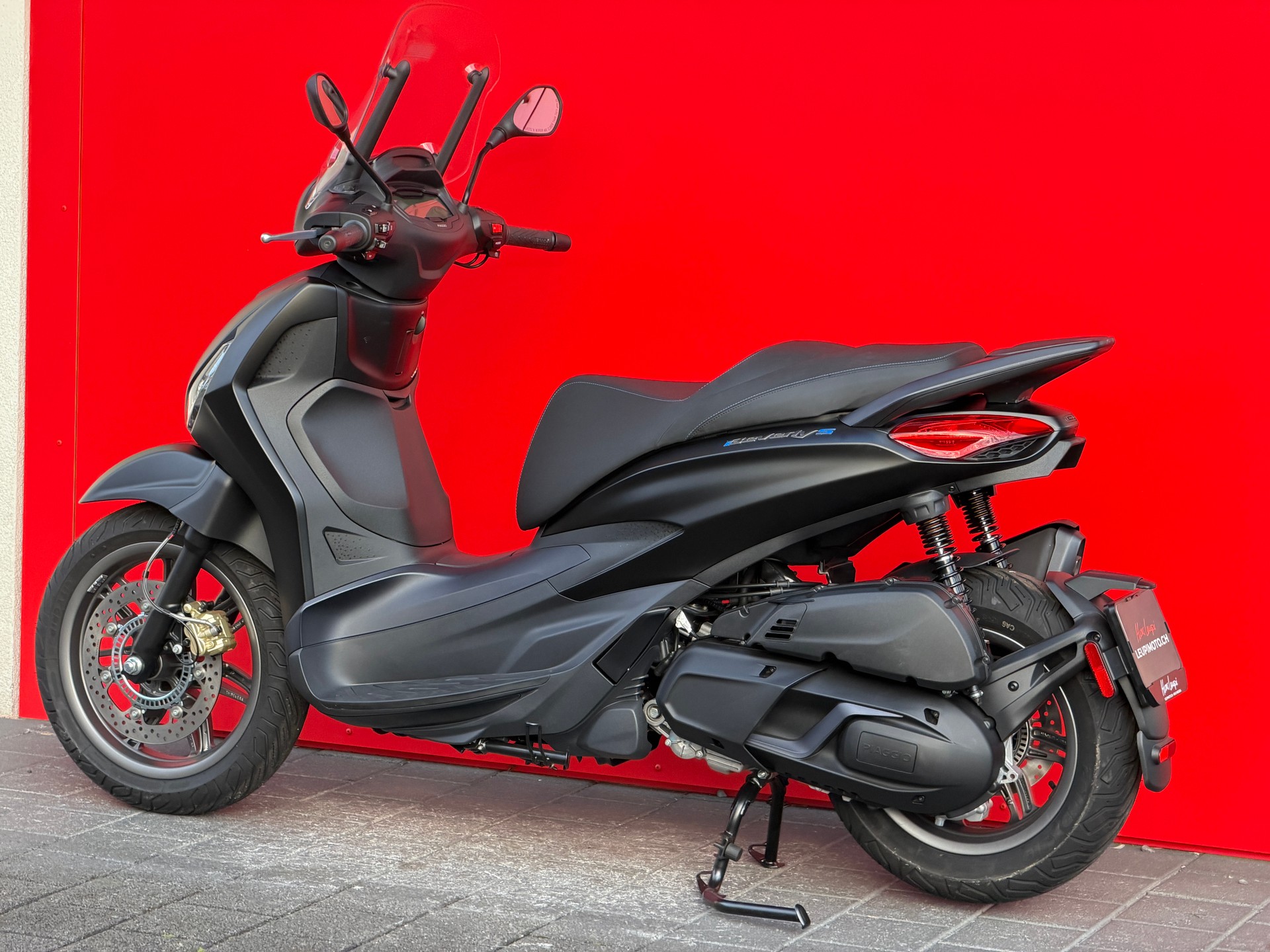 PIAGGIO Beverly 400 Sport E5+-image-12