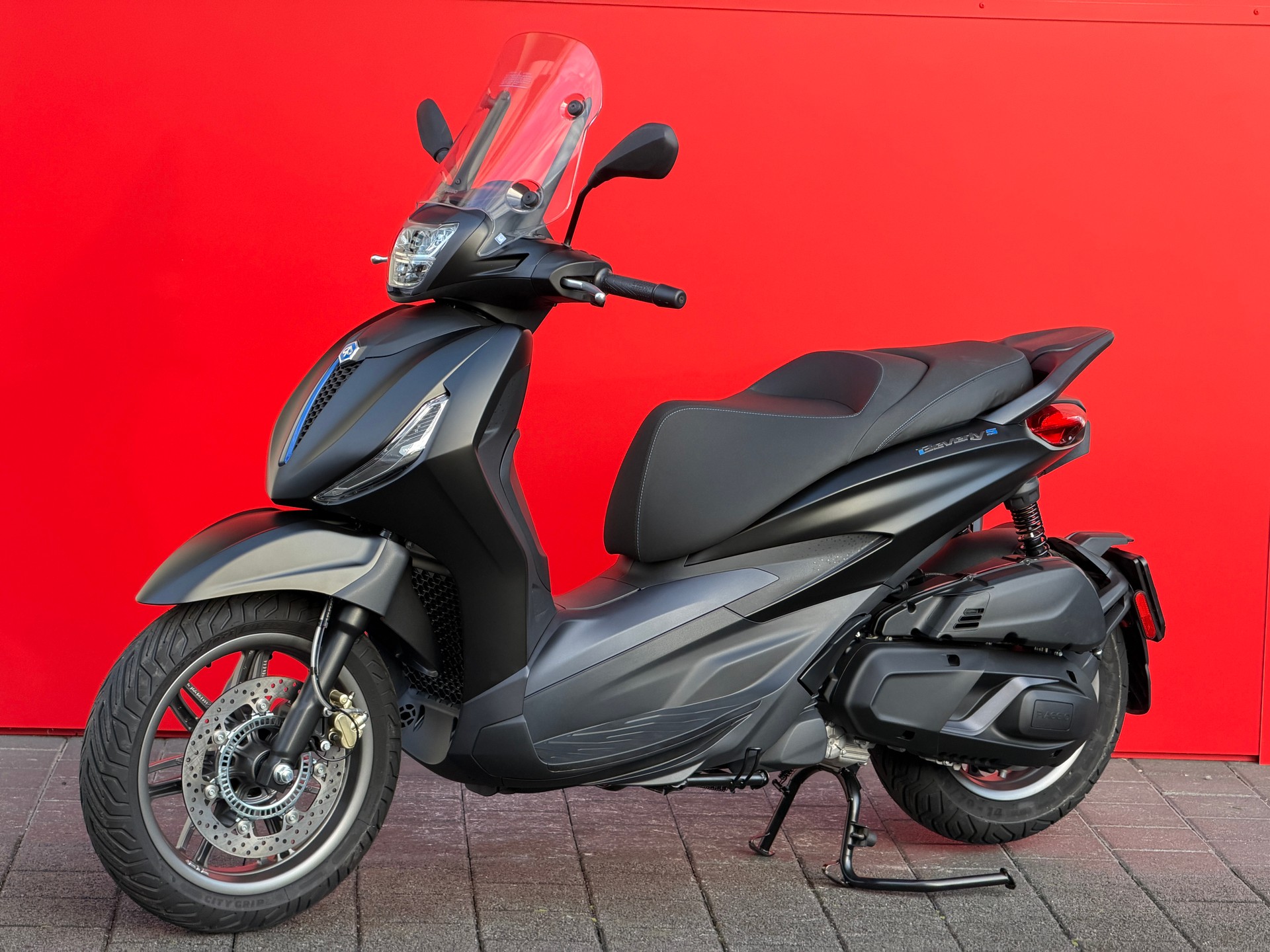 PIAGGIO Beverly 400 Sport E5+-image-15