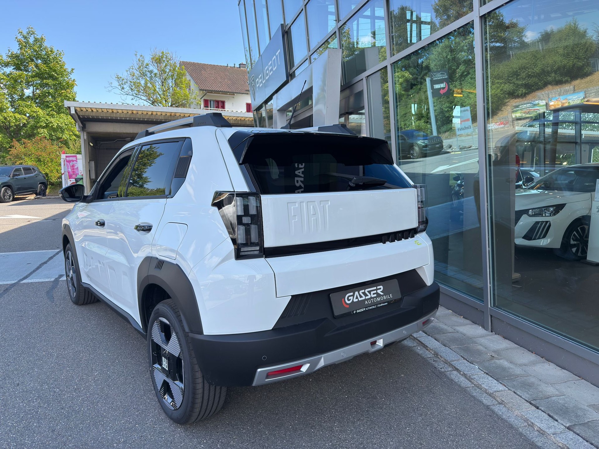 FIAT Grande Panda MHEV La Prima-showroom-element-2