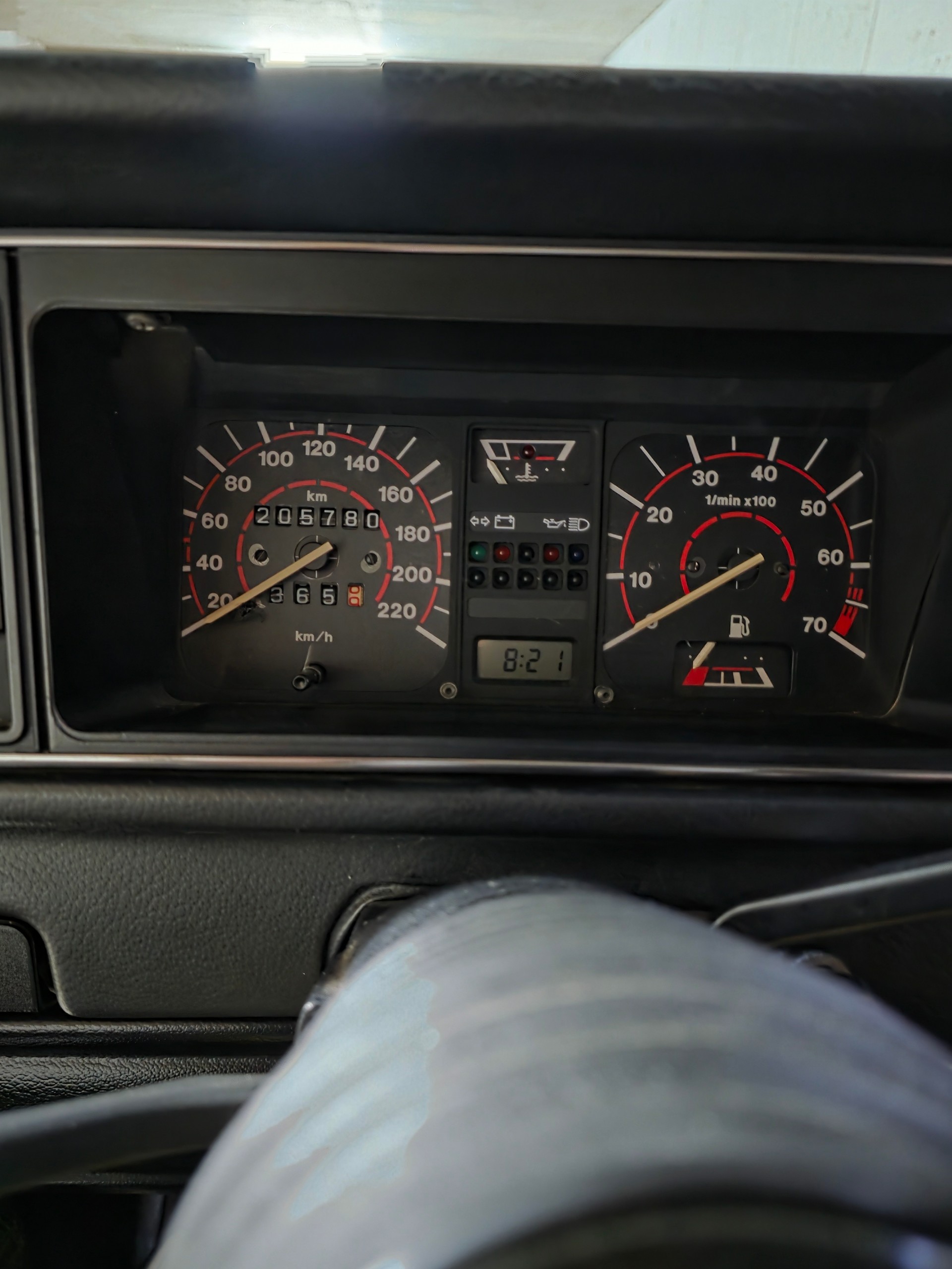 VW Golf Cabriolet 1800 GLI-image-7