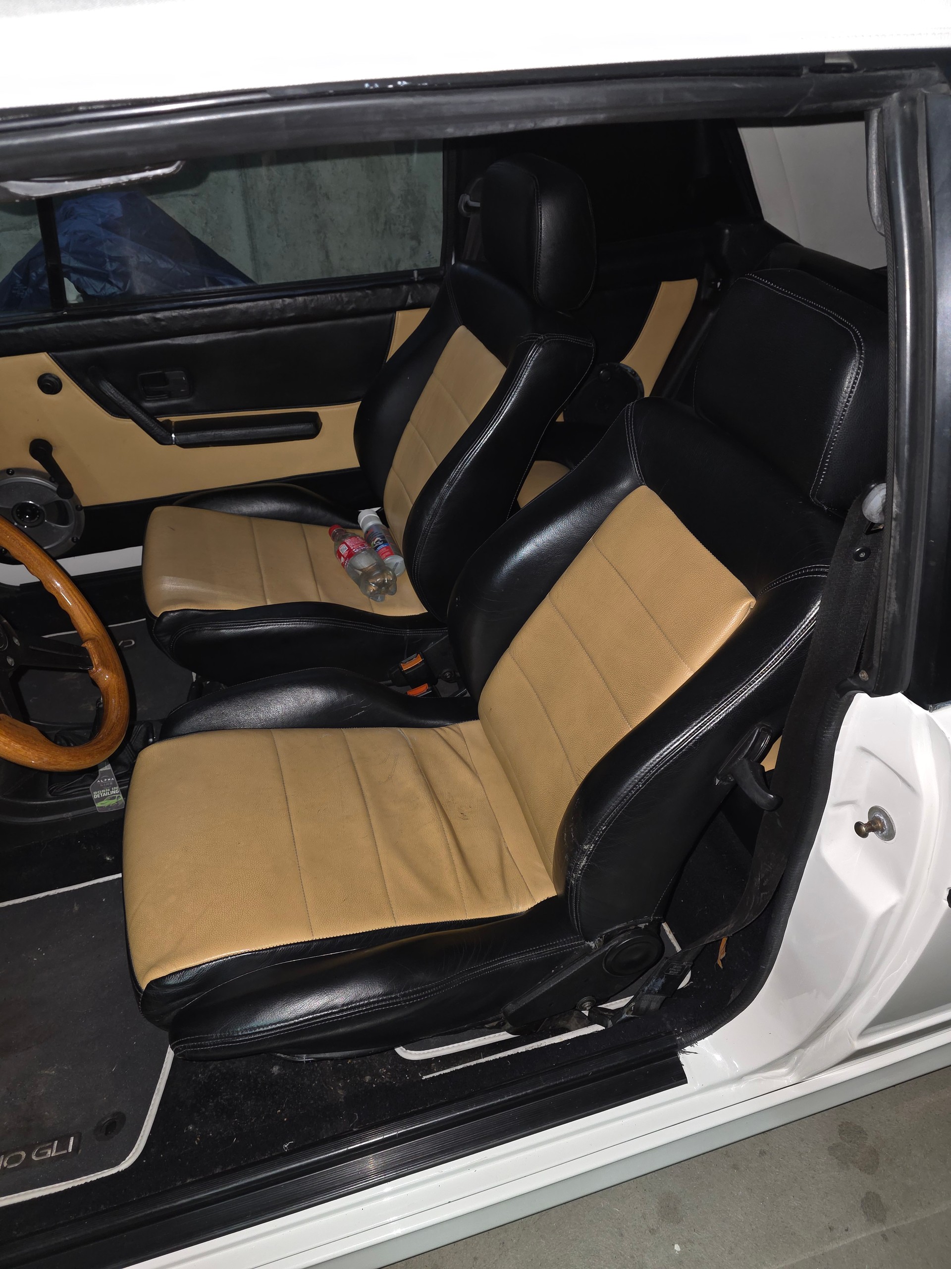 VW Golf Cabriolet 1800 GLI-image-4