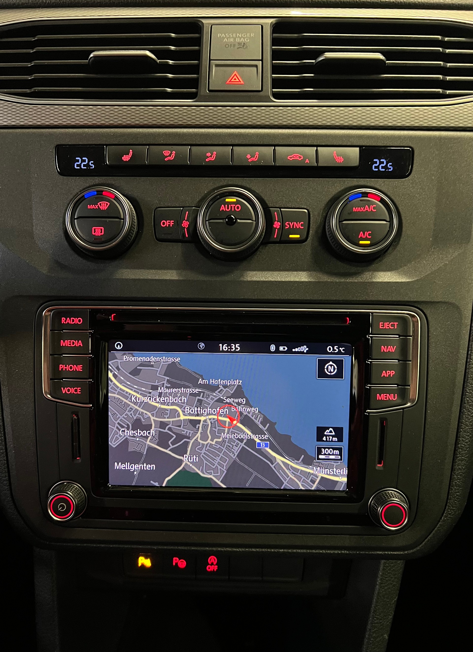 VW Caddy Maxi 2.0TDI Comfortline BlueMotion Technology DSG-image-3