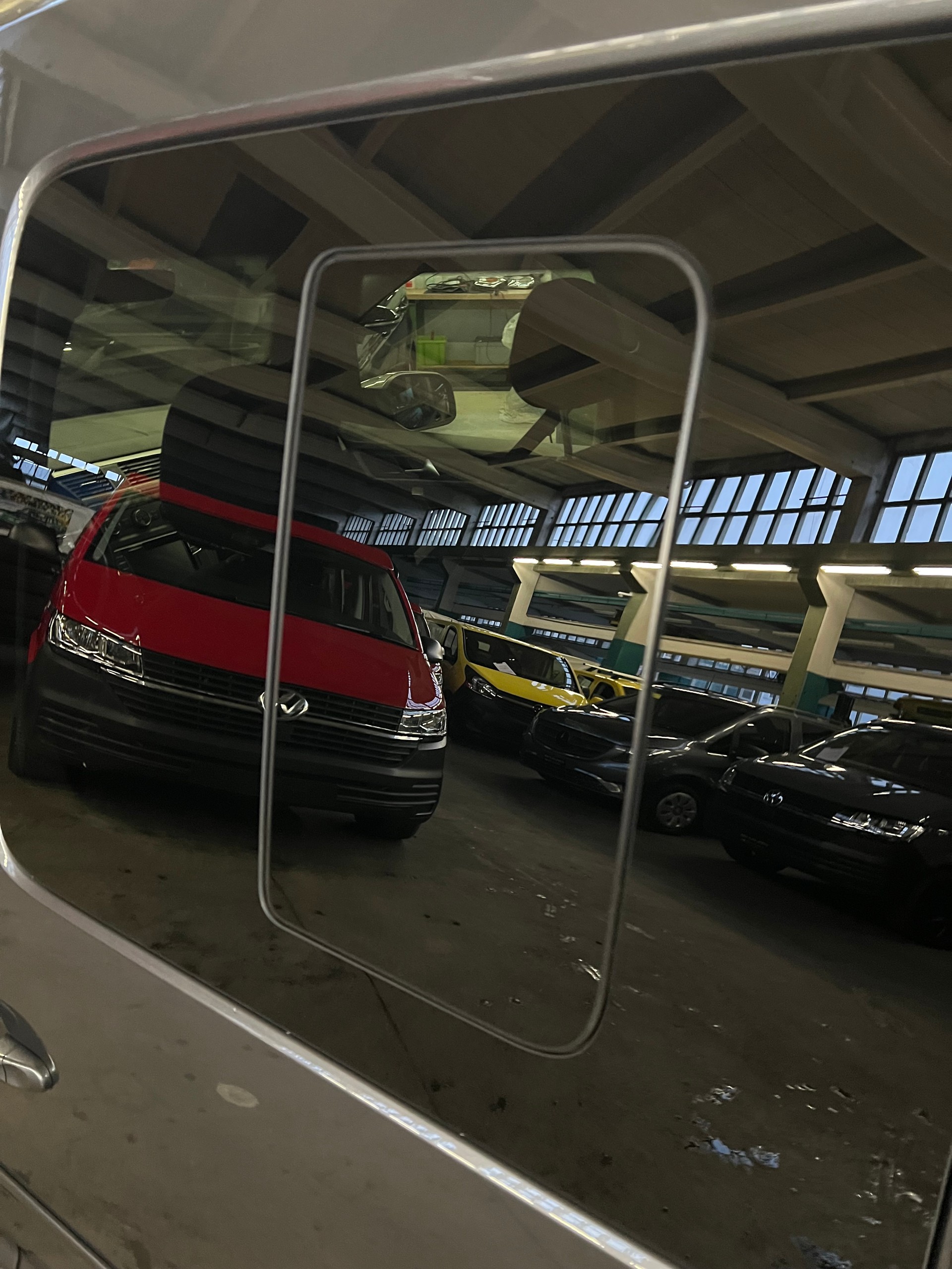 VW Caddy Maxi 2.0TDI Comfortline BlueMotion Technology DSG-image-15