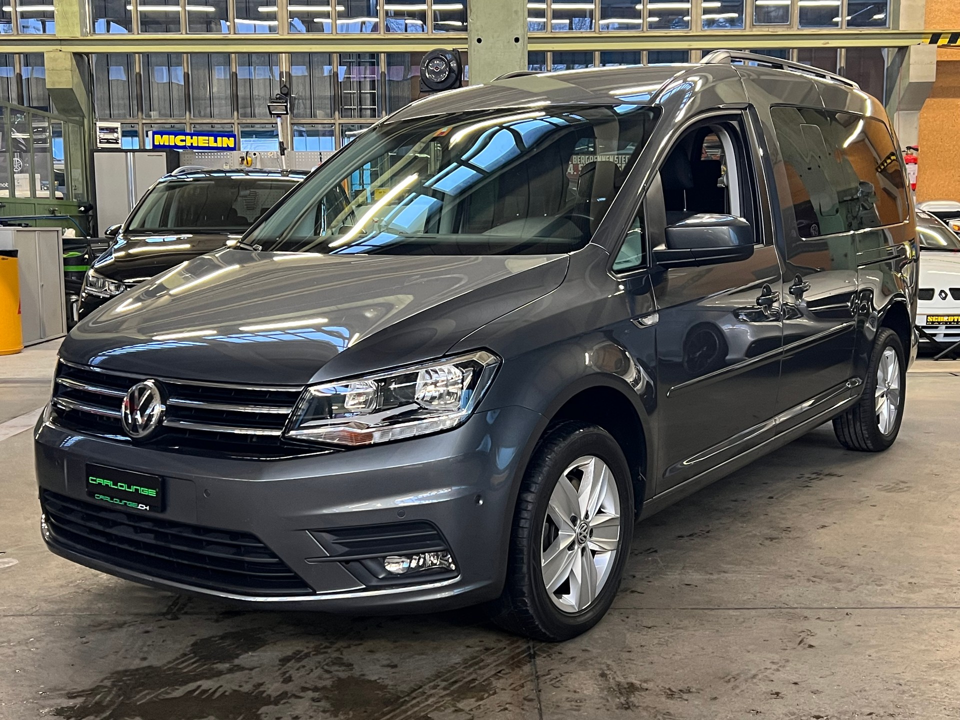VW Caddy Maxi 2.0TDI Comfortline BlueMotion Technology DSG-image-13