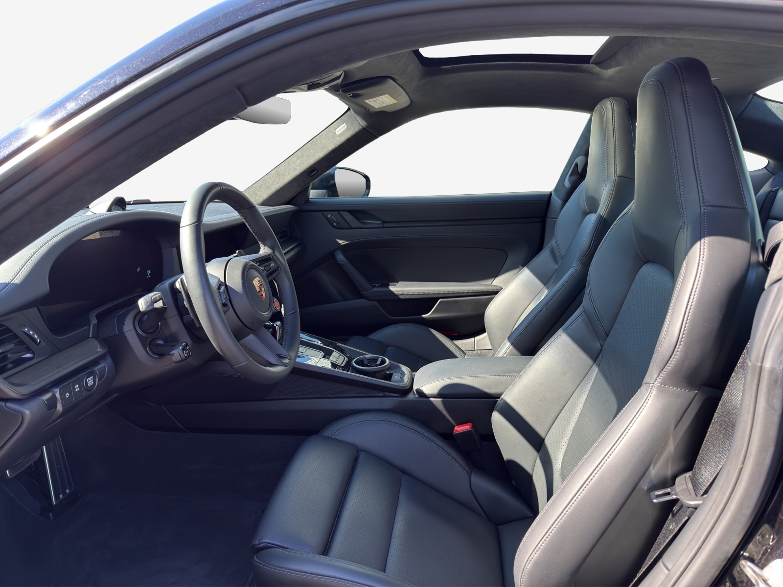 PORSCHE 911 Carrera GTS-image-8