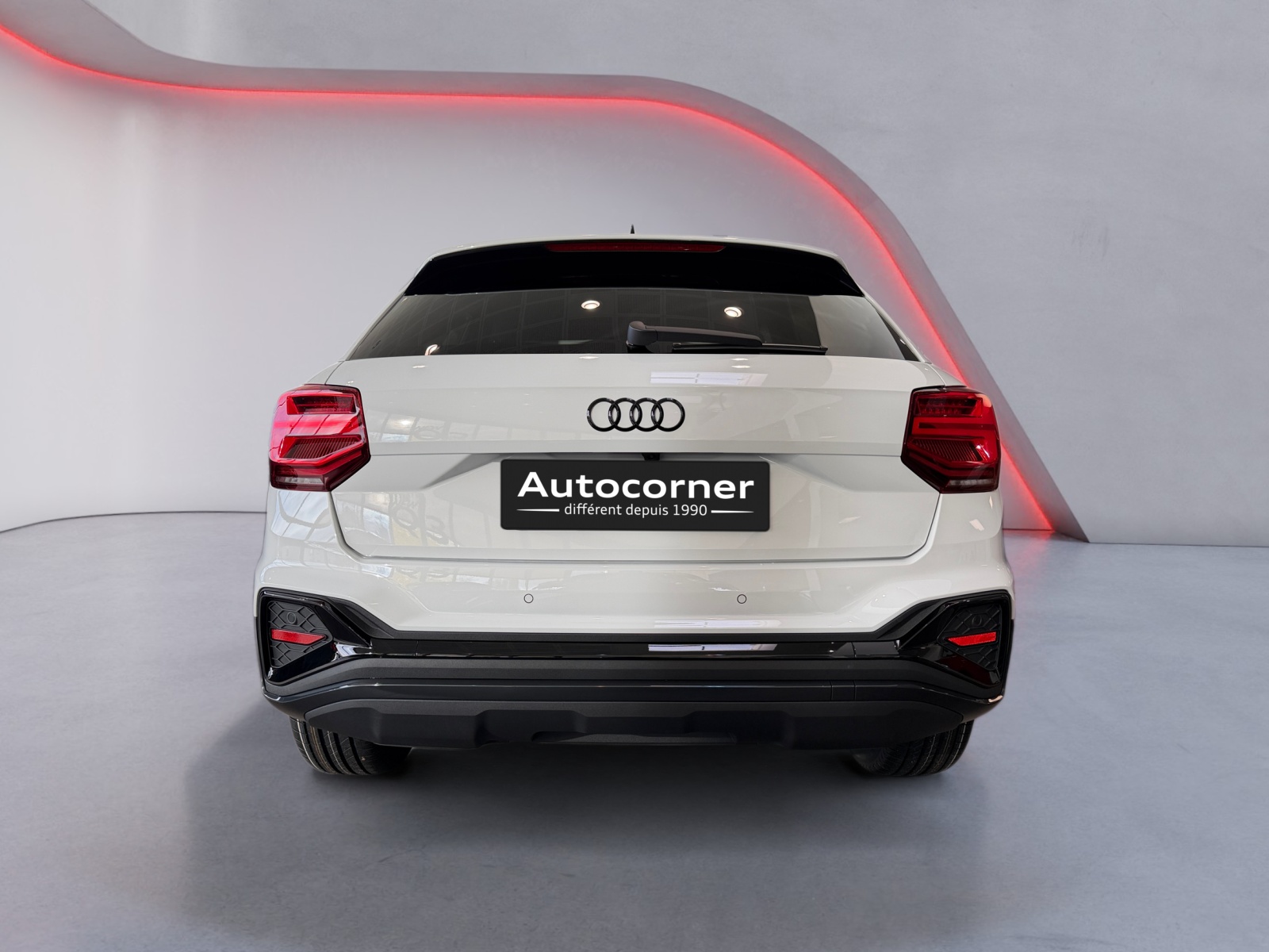 AUDI Q2 35 TFSI S line S-tronic-image-3