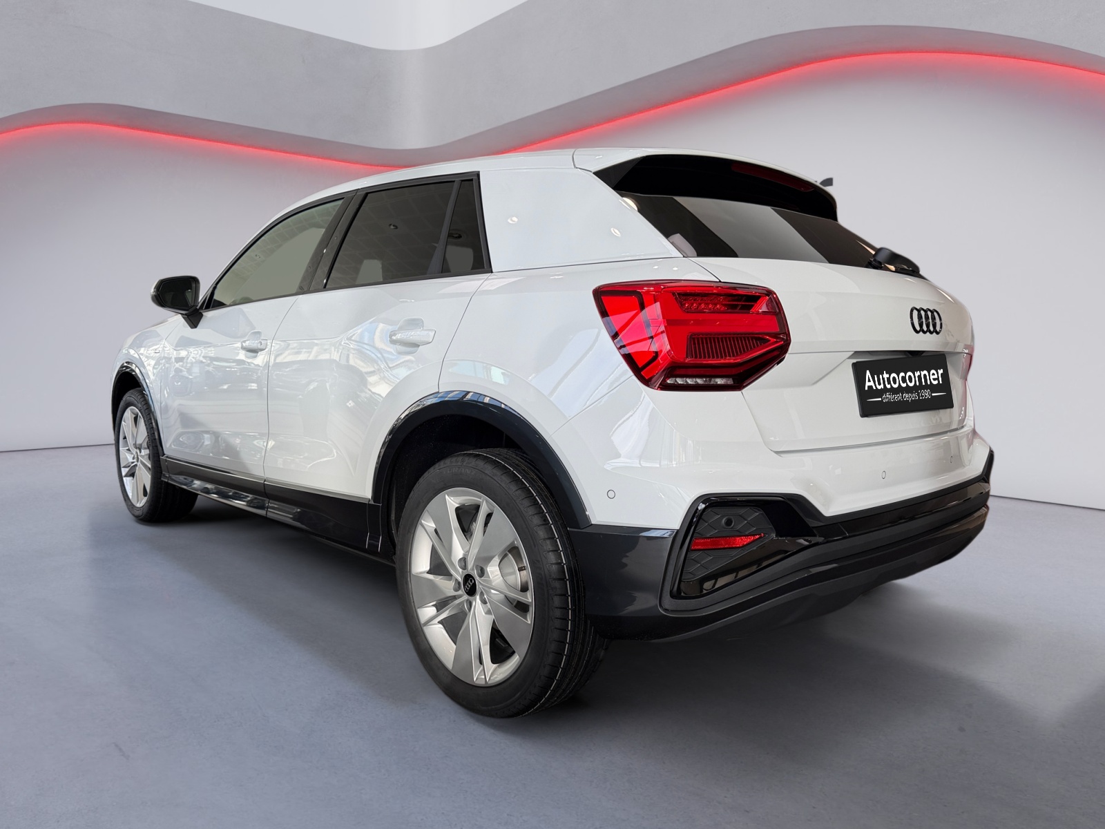 AUDI Q2 35 TFSI S line S-tronic-image-2