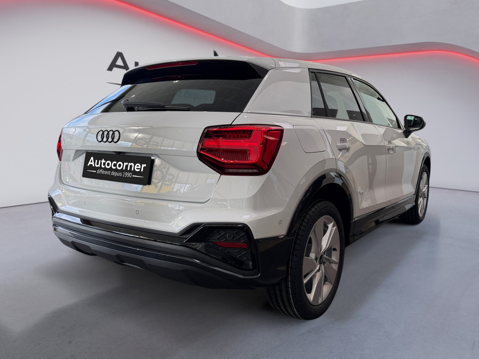 AUDI Q2 35 TFSI S line S-tronic-image-4