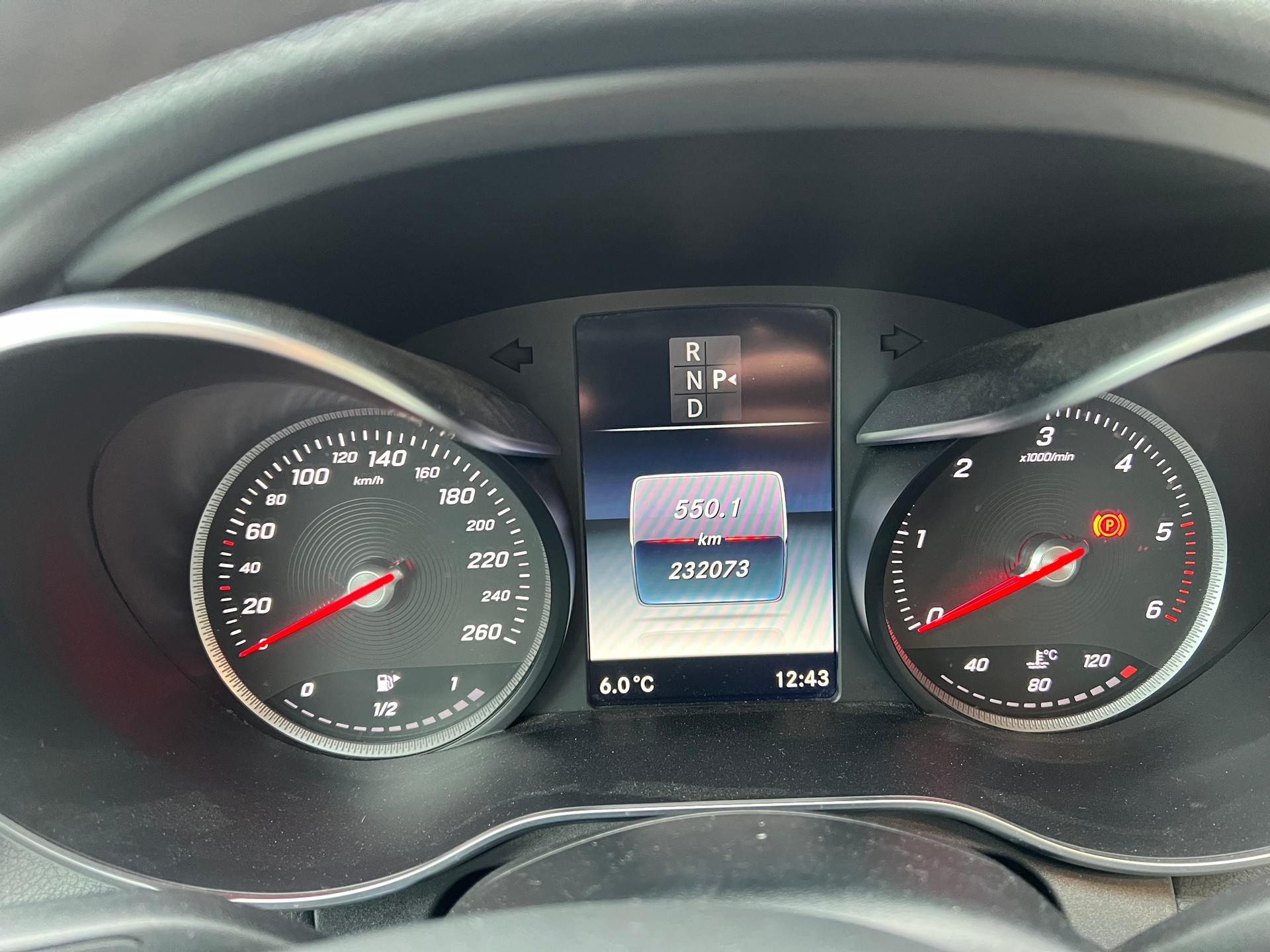 MERCEDES-BENZ C 250 BlueTEC Avantgarde 4Matic 7G-Tronic-image-9