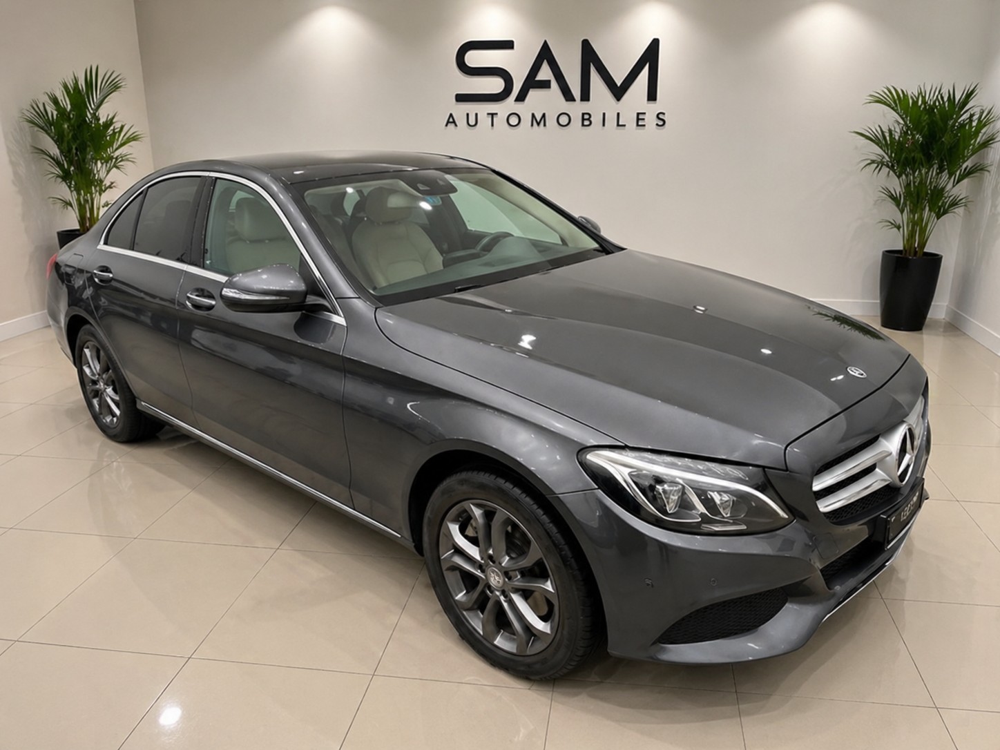 MERCEDES-BENZ C 250 BlueTEC Avantgarde 4Matic 7G-Tronic-image-2