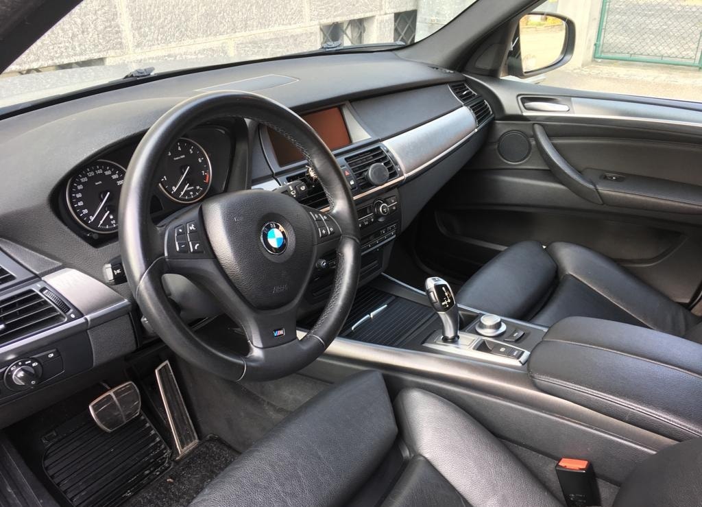 BMW X5 xDrive 30i (3.0si) Steptronic-image-9