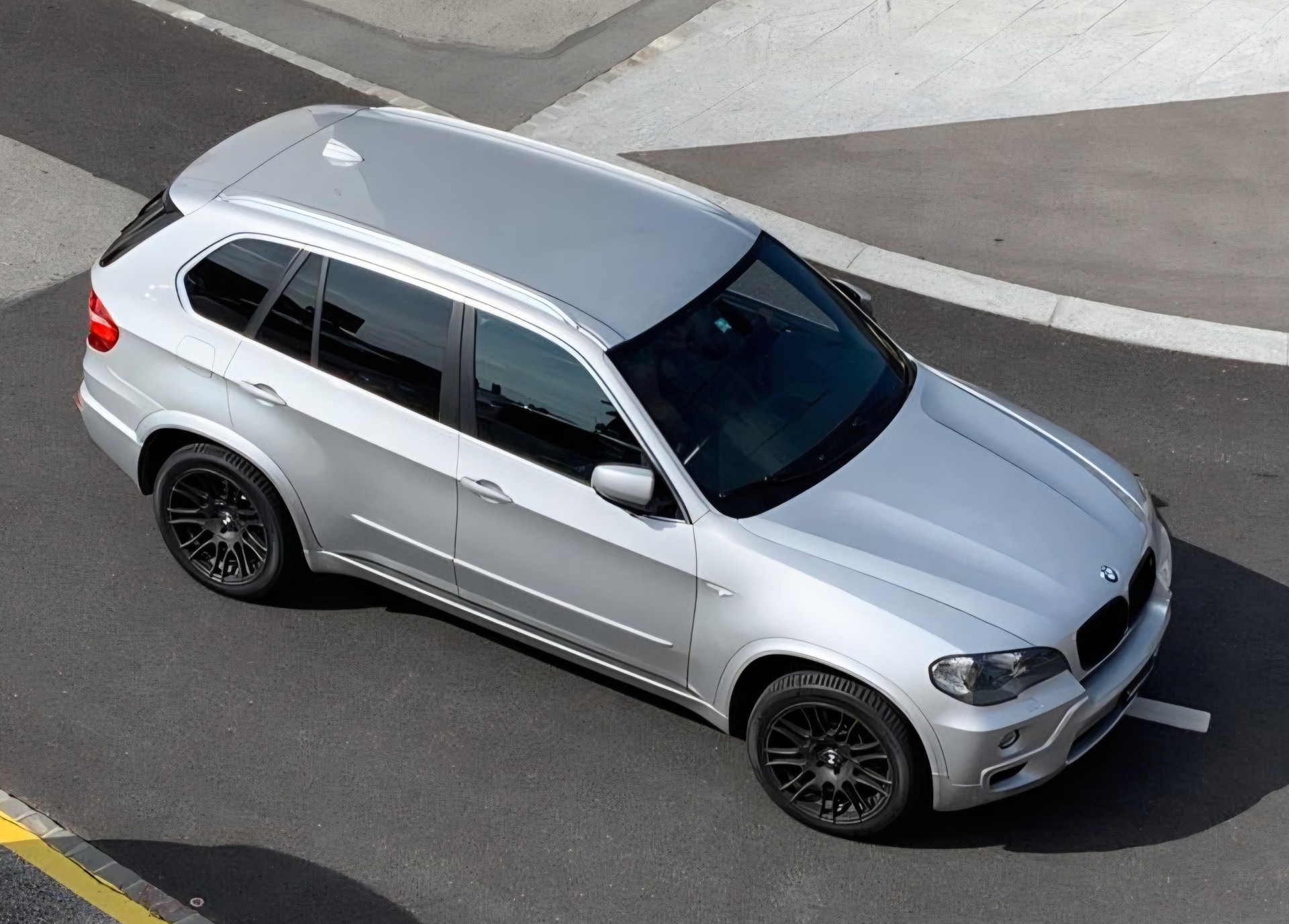 BMW X5 xDrive 30i (3.0si) Steptronic-image-0
