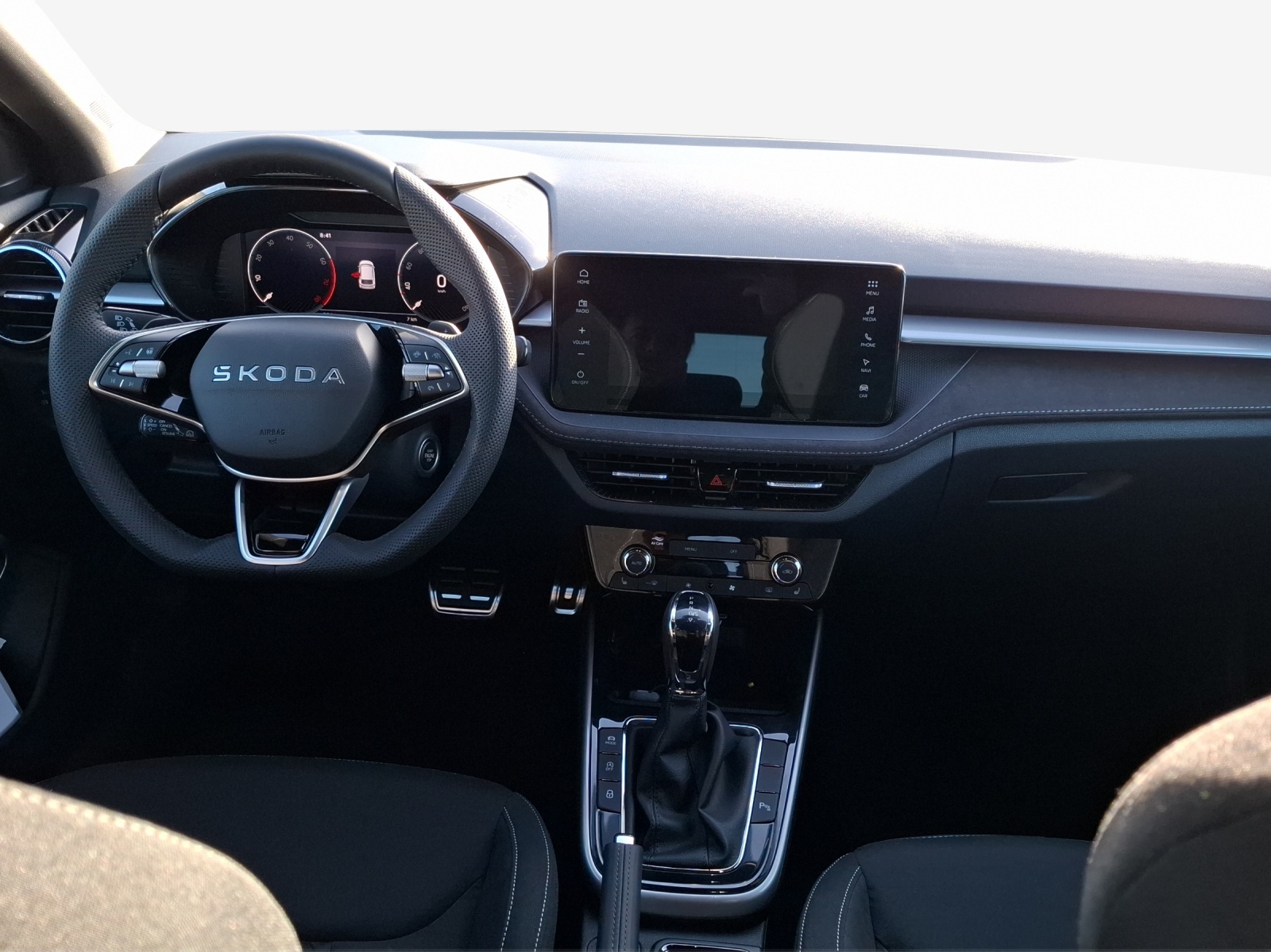 SKODA Fabia 1.5 TSI Dynamic DSG-image-8