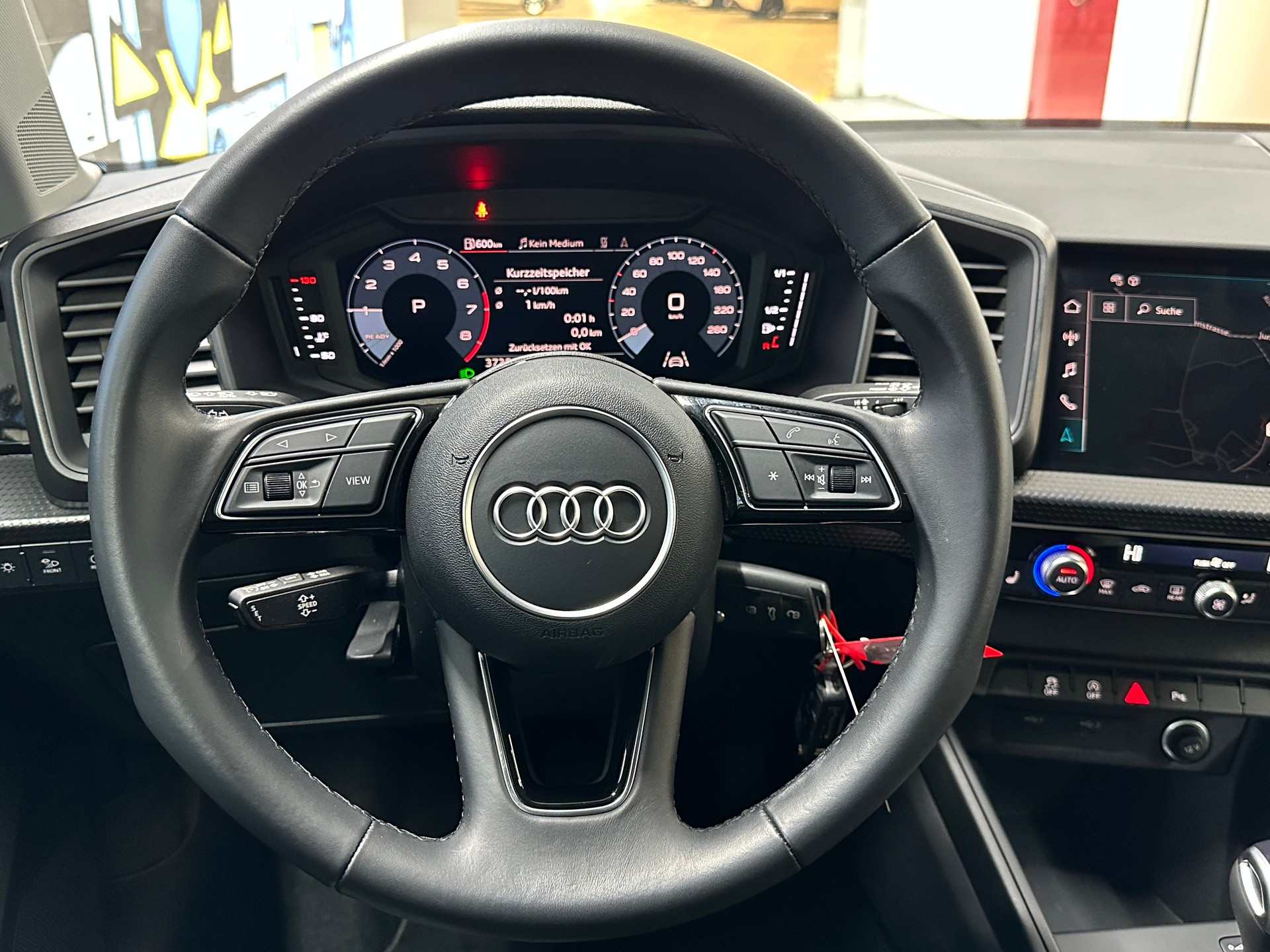 AUDI A1 Sportback 30 TFSI S-tronic-image-10