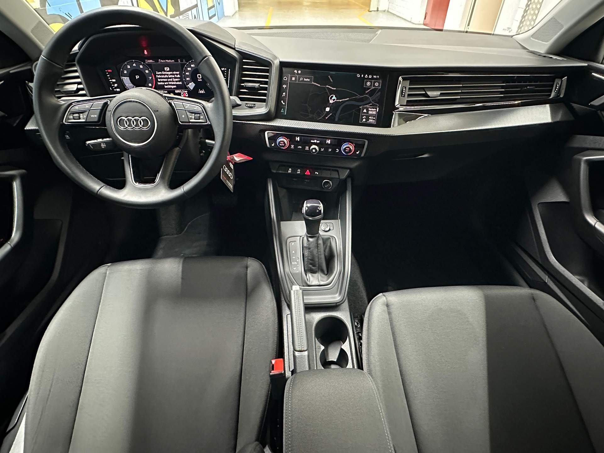 AUDI A1 Sportback 30 TFSI S-tronic-image-9