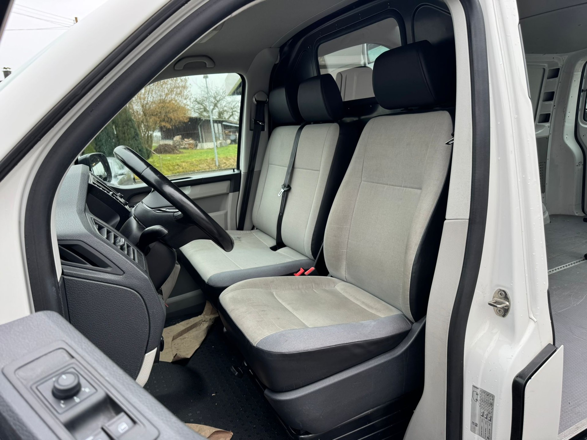 VW T6 2.0 TDI Euro 6-image-14