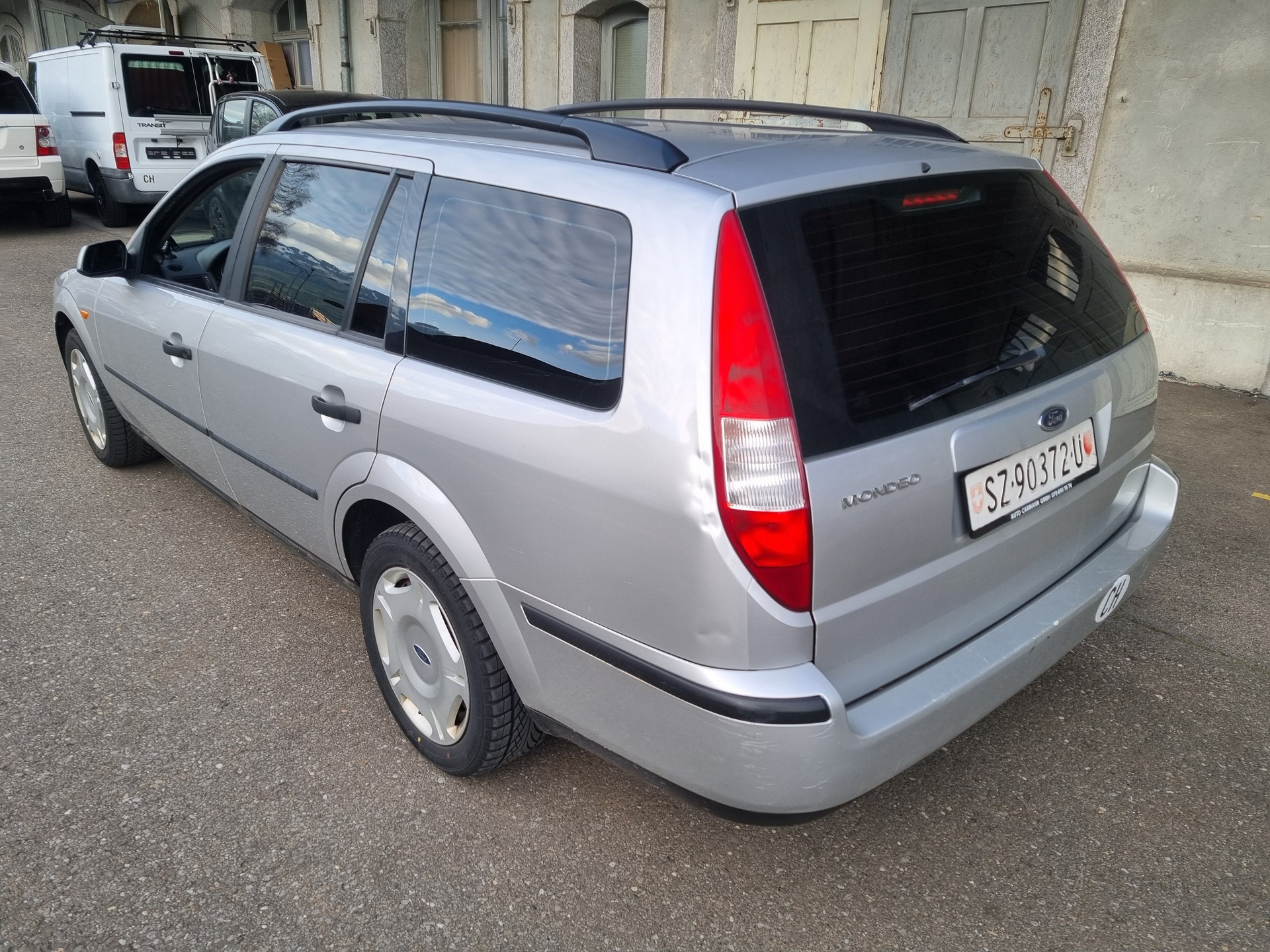 FORD Mondeo 1.8i 16V Carving-image-1