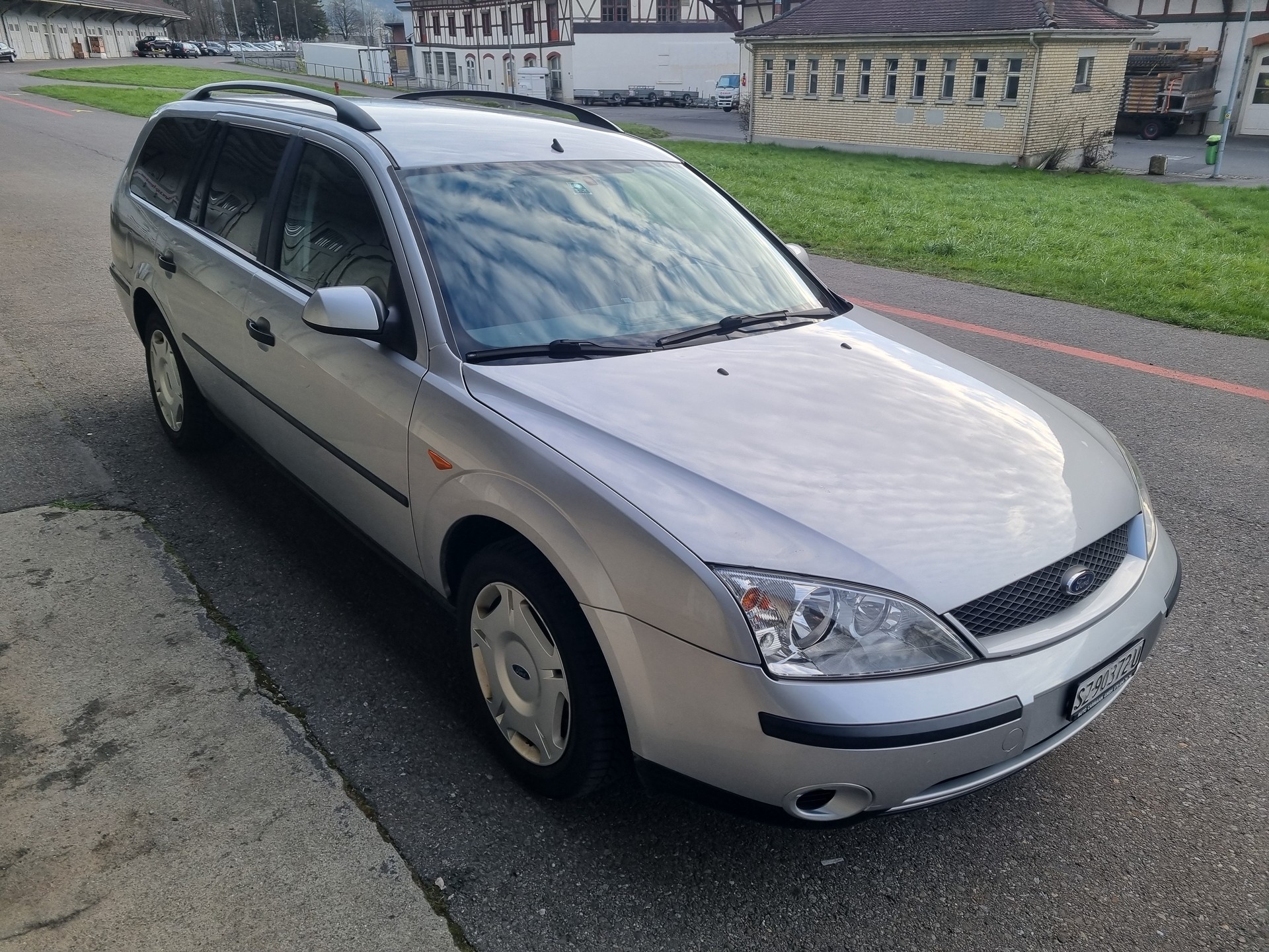 FORD Mondeo 1.8i 16V Carving-image-3