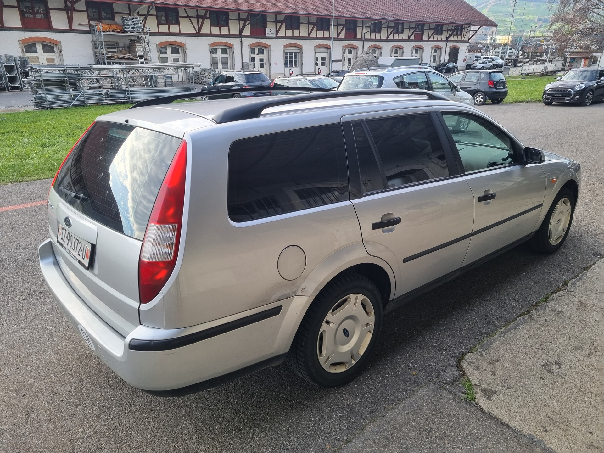 FORD Mondeo 1.8i 16V Carving-image-2