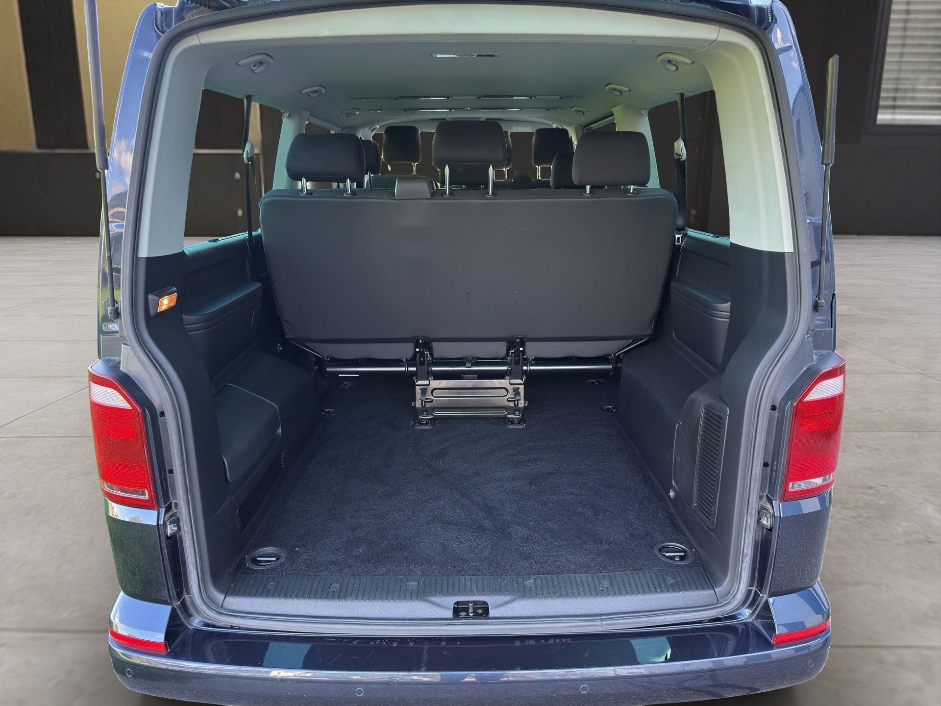 VW T6 Caravelle 3400 2.0 TDI 150 Comfortline DSG-image-13