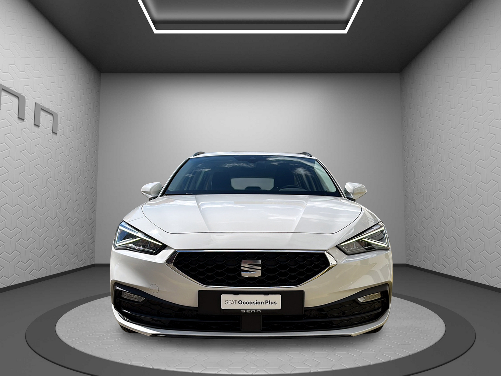 SEAT Leon ST 1.0 eTSI mHEV DSG Style-image-1