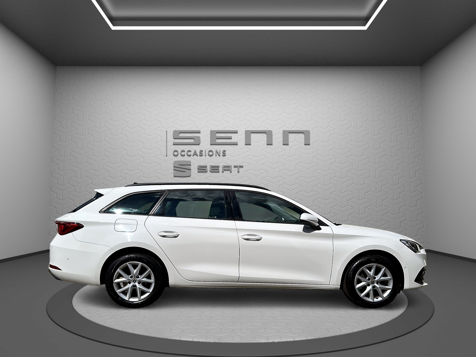 SEAT Leon ST 1.0 eTSI mHEV DSG Style-image-6