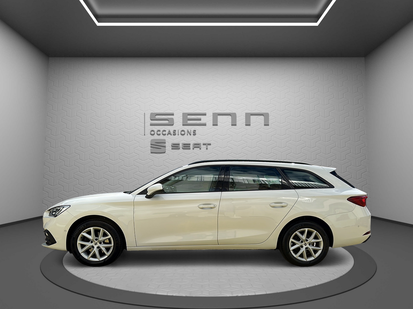 SEAT Leon ST 1.0 eTSI mHEV DSG Style-image-2