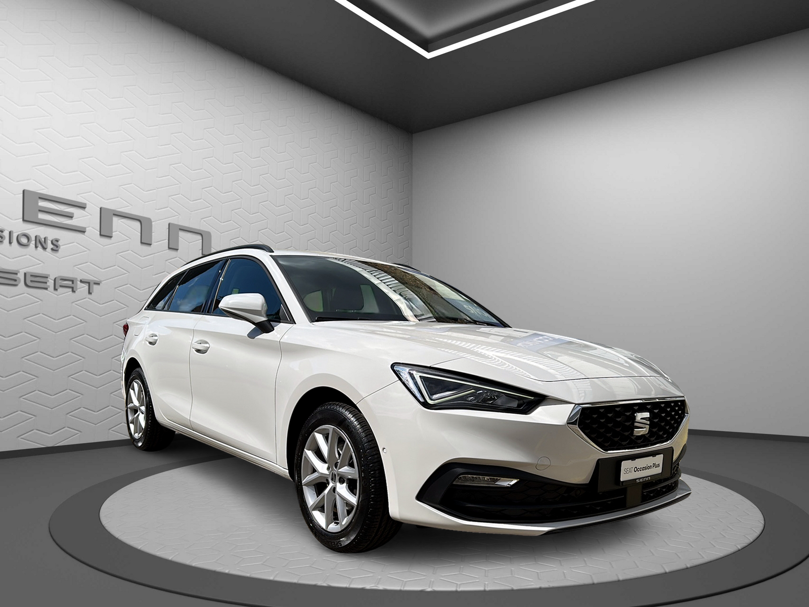 SEAT Leon ST 1.0 eTSI mHEV DSG Style-image-7