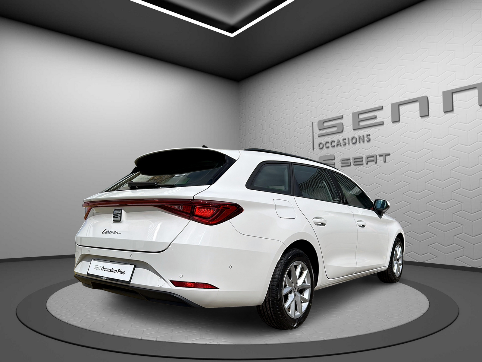 SEAT Leon ST 1.0 eTSI mHEV DSG Style-image-5