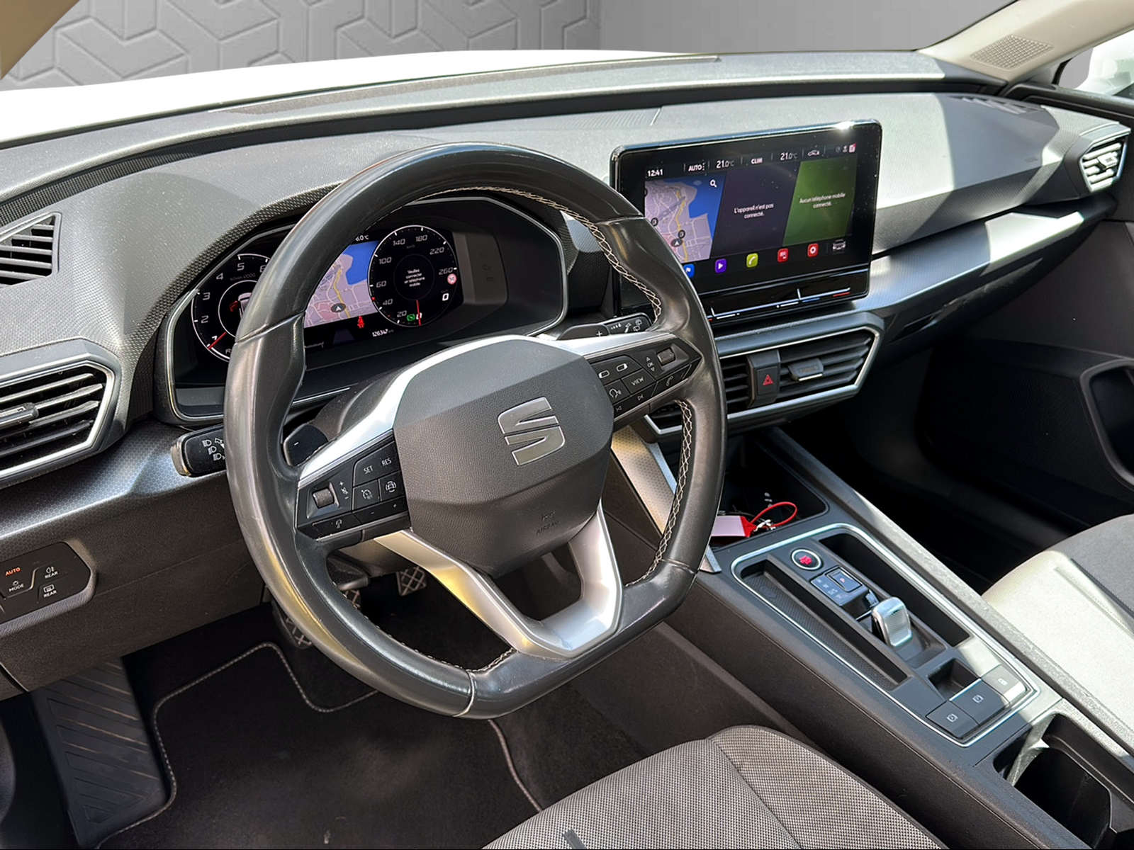 SEAT Leon ST 1.0 eTSI mHEV DSG Style-image-11