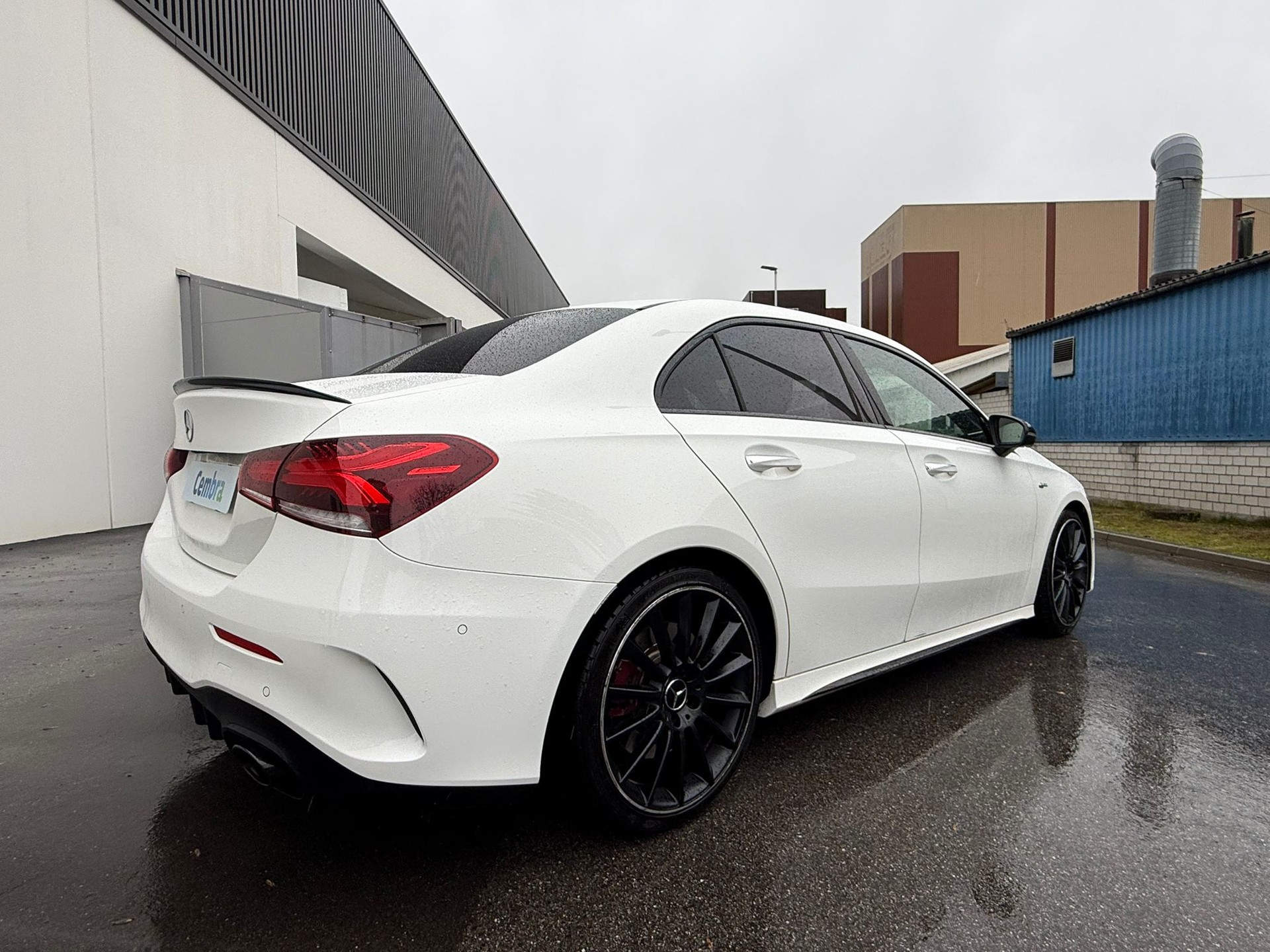 MERCEDES-BENZ A 35 AMG 4Matic Speedshift-image-13