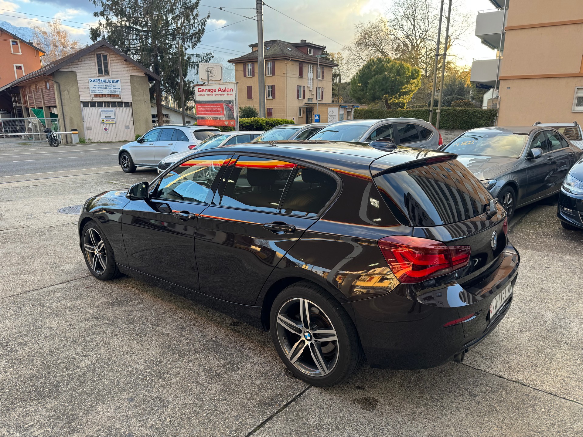 BMW 116d Edition Sport Line-image-1