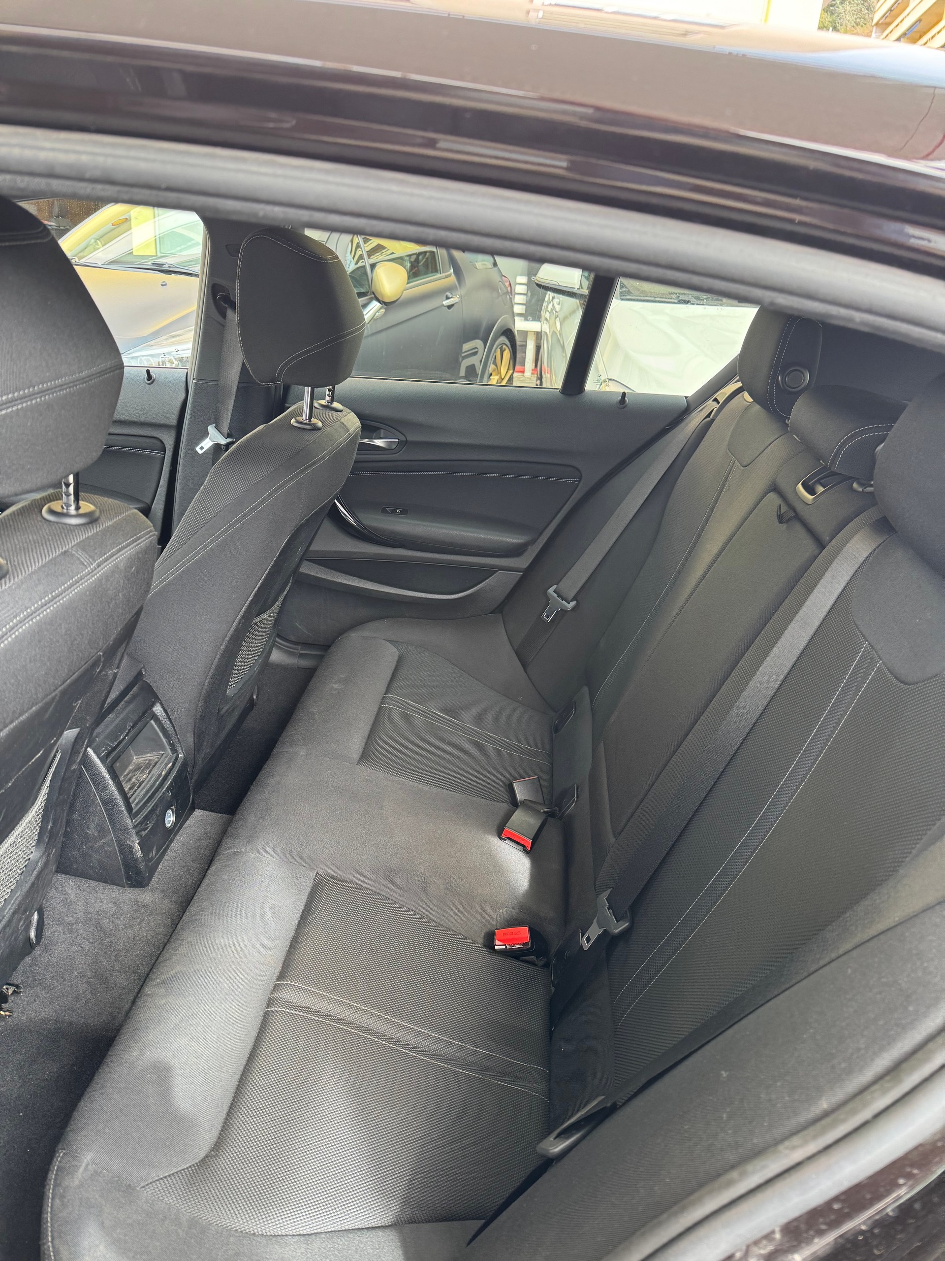 BMW 116d Edition Sport Line-image-10